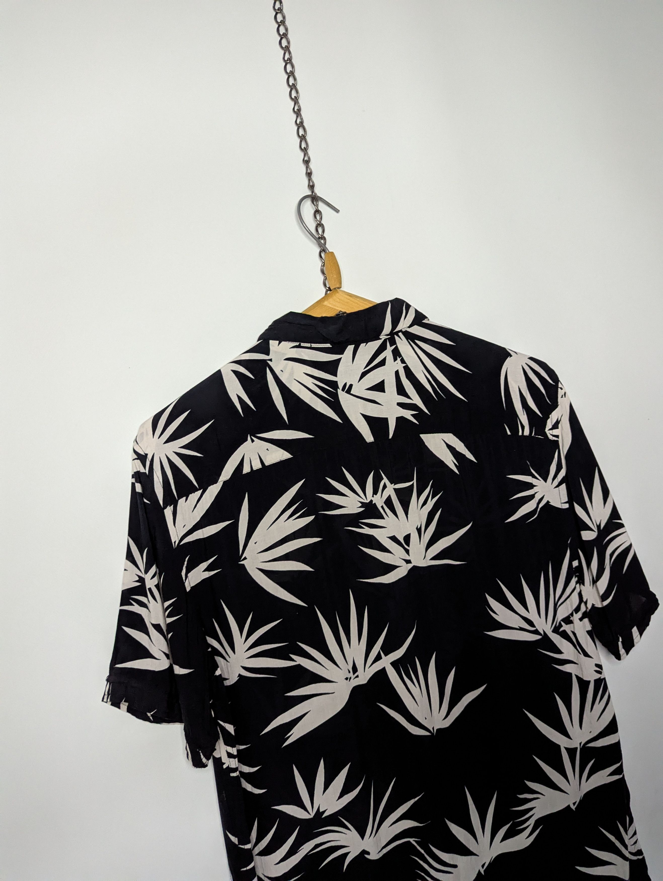 Allsaints ALLSAINTS BHUTAN Men`s Palm Tree Hawaiian Shir Size US M / EU 48-50 / 2 - 10 Thumbnail