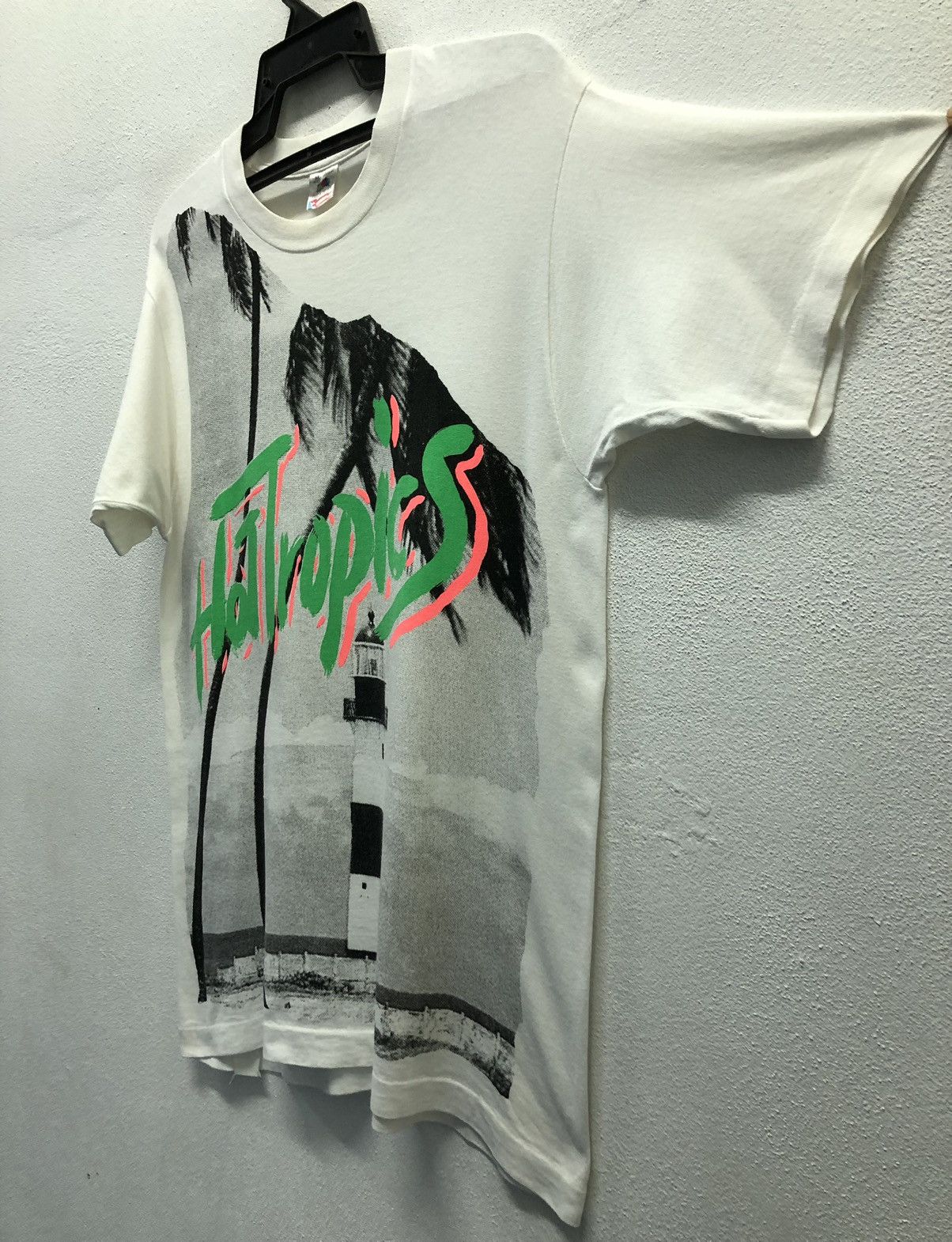 Fruit Of The Loom Vintage Fruit Of The Loom Hot Tropics Made In Usa T-Shirt Size US M / EU 48-50 / 2 - 5 Thumbnail