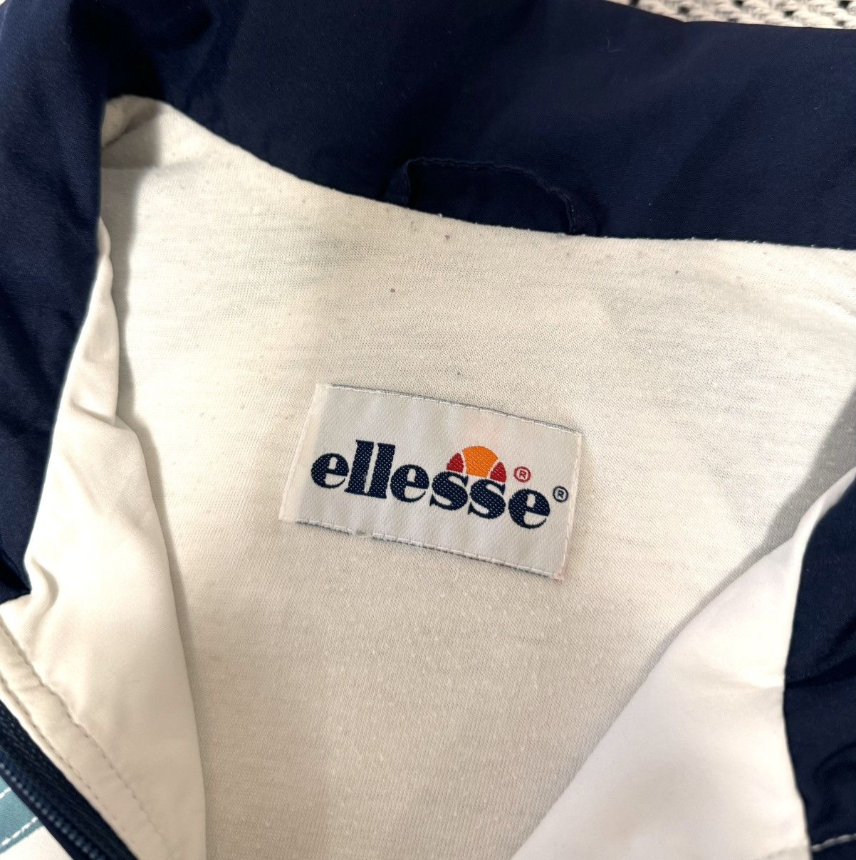 Ellesse × Vintage Vintage 2000s Ellesse Zip Up Light Jacket L Size US M / EU 48-50 / 2 - 8 Thumbnail