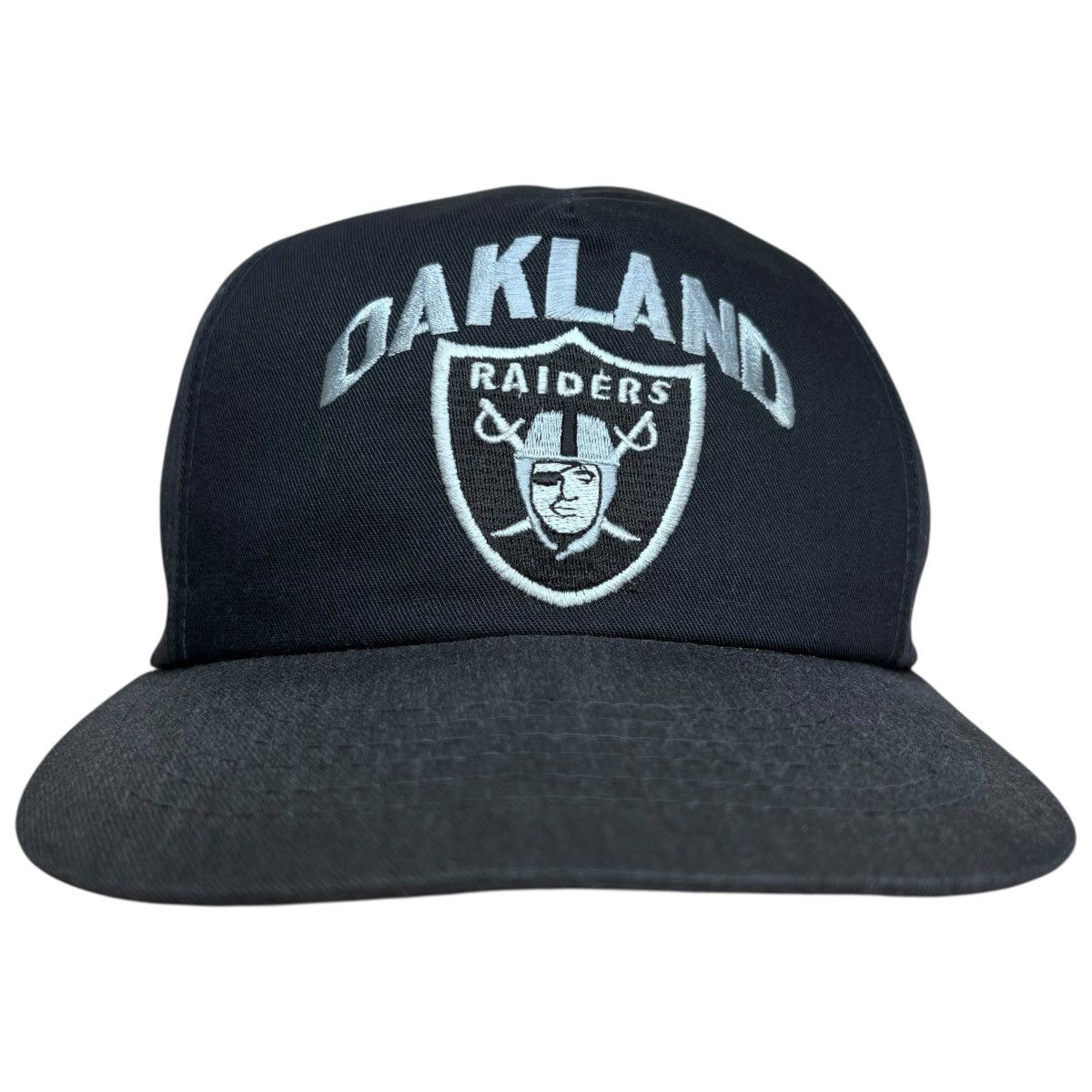 NFL 90s NFL Oakland Raiders Shield Spell Out Black Snapback 🔥 Size ONE SIZE - 1 Thumbnail