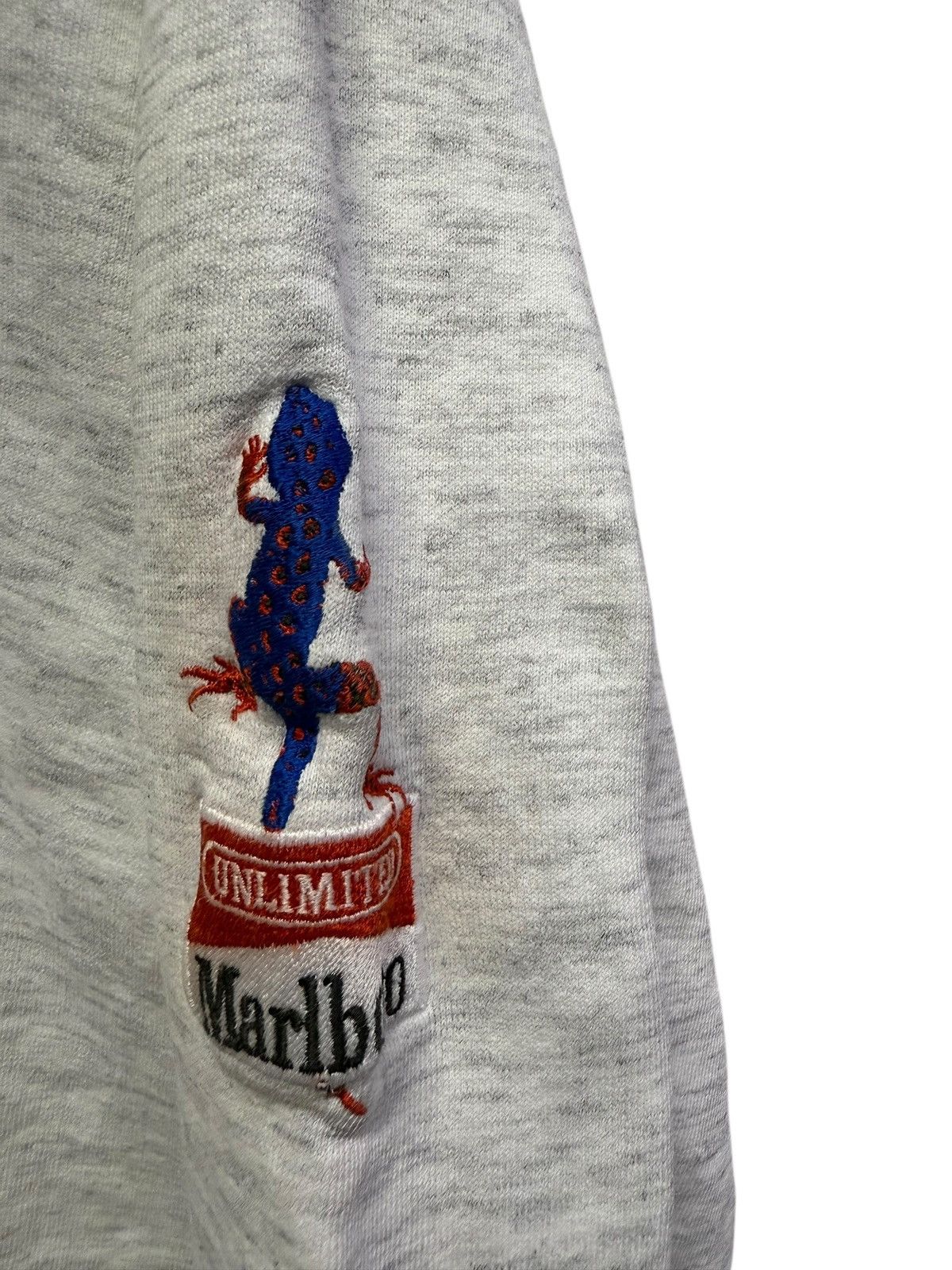 Marlboro Unlimited Vintage Marlboro Unlimited Distressed Size US L / EU 52-54 / 3 - 4 Thumbnail