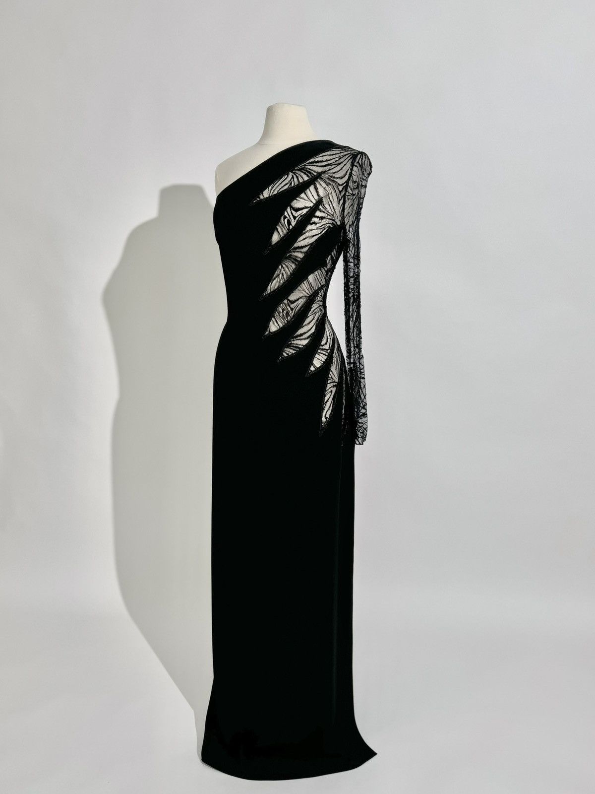Zuhair Murad US 14 ZUHAIR MURAD Cady And Zebra Lace Intarsia Gown Size XL / US 12-14 / IT 48-50 - 2 Thumbnail