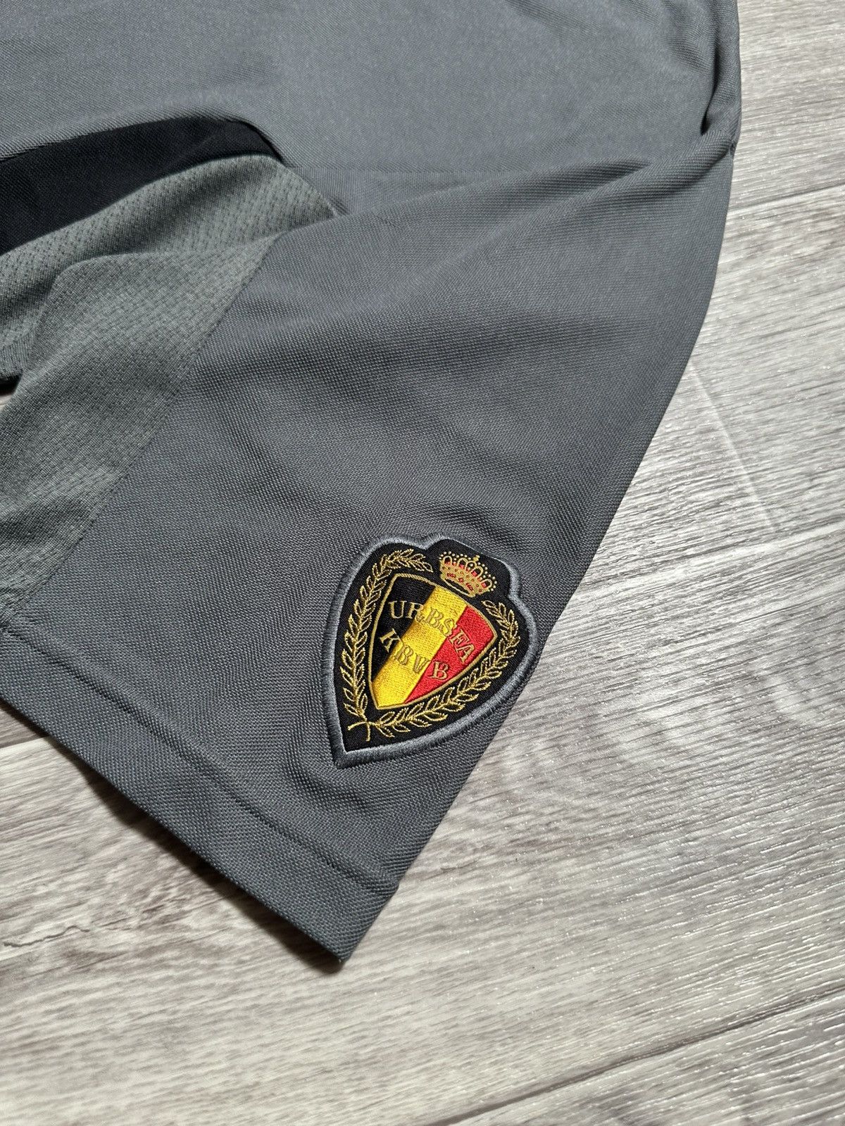 Nike Vintage 2000’s Nike Team Belgium Center Logo Blokecore Tee Size US S / EU 44-46 / 1 - 4 Thumbnail