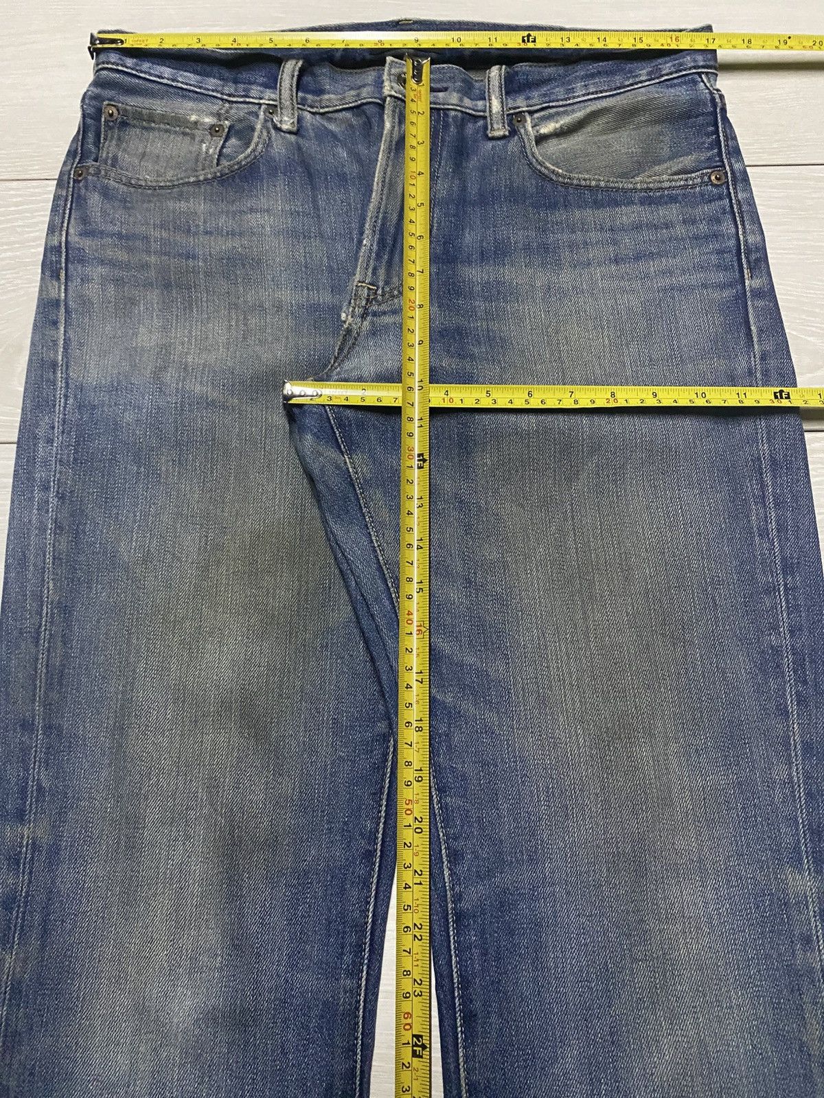 Japanese Brand Vintage Japanese Brand Uniqlo Fade Wash Lose Straight Jeans Size US 34 / EU 50 - 11 Thumbnail