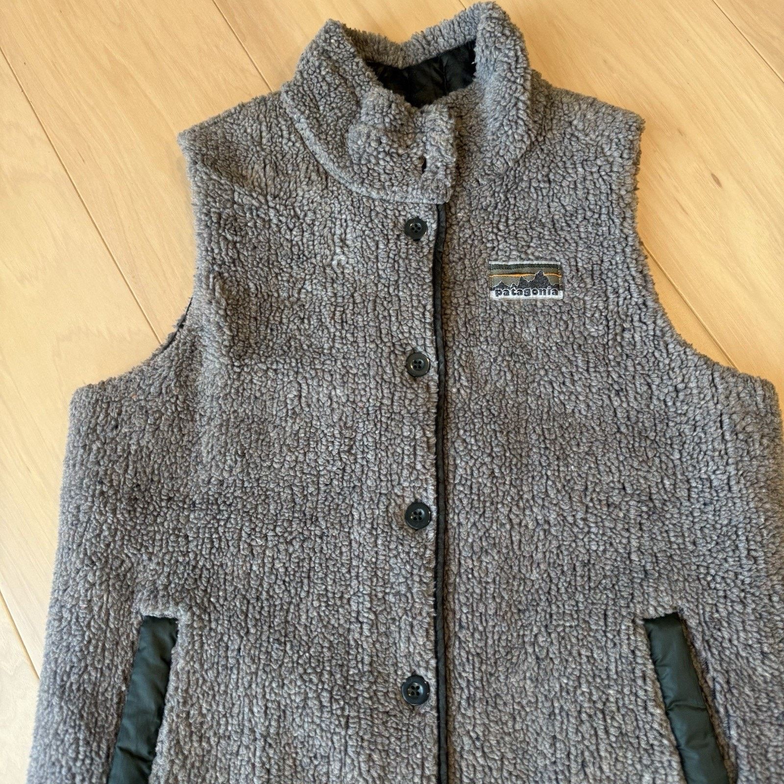 Patagonia Patagonia Recycled Down Fleece Vest Women's M Gray Pile Size M / US 6-8 / IT 42-44 - 3 Thumbnail