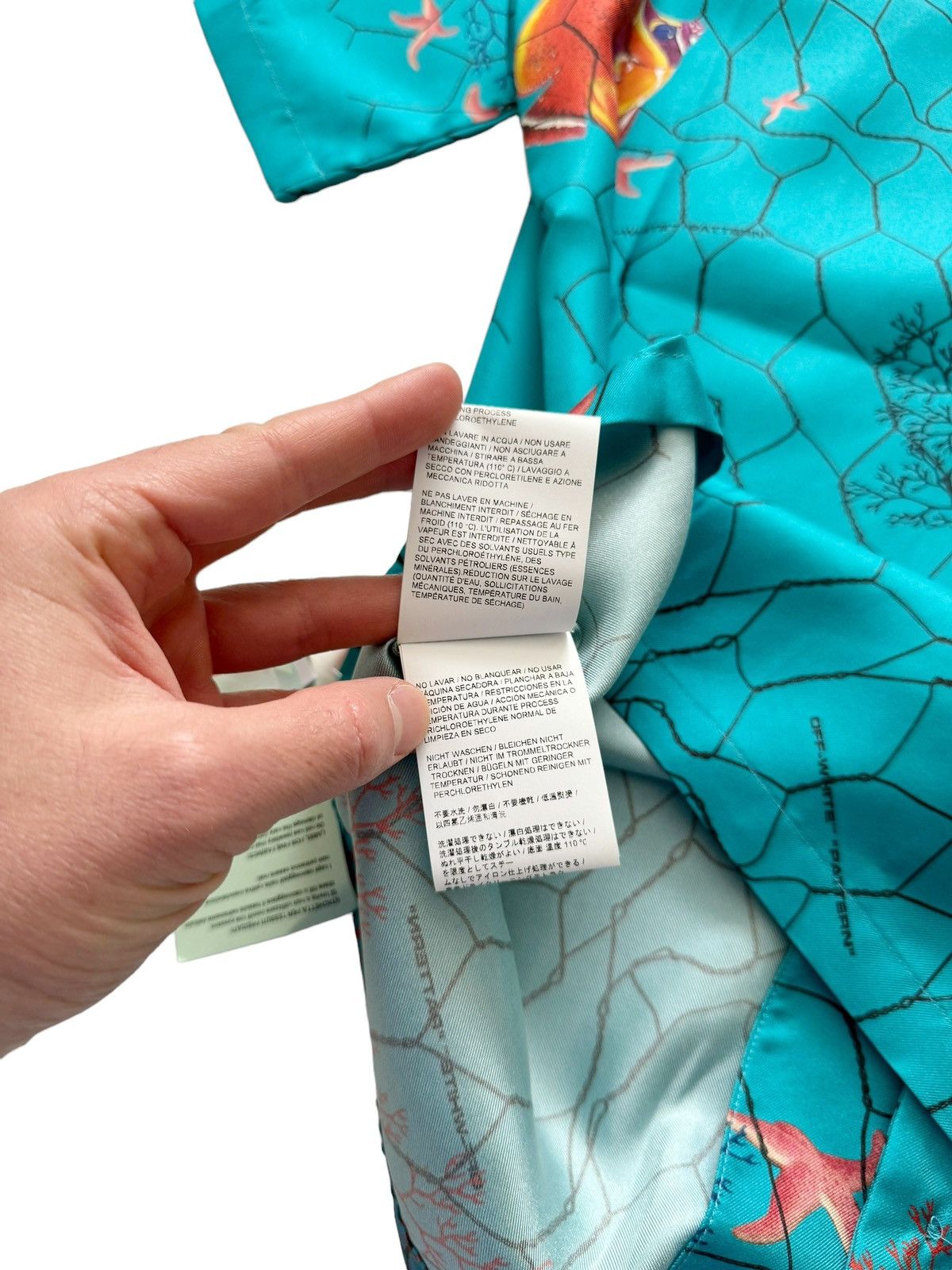 Off-White $1,200 Silk Fish Net Shirt Blue Size US L / EU 52-54 / 3 - 9 Thumbnail