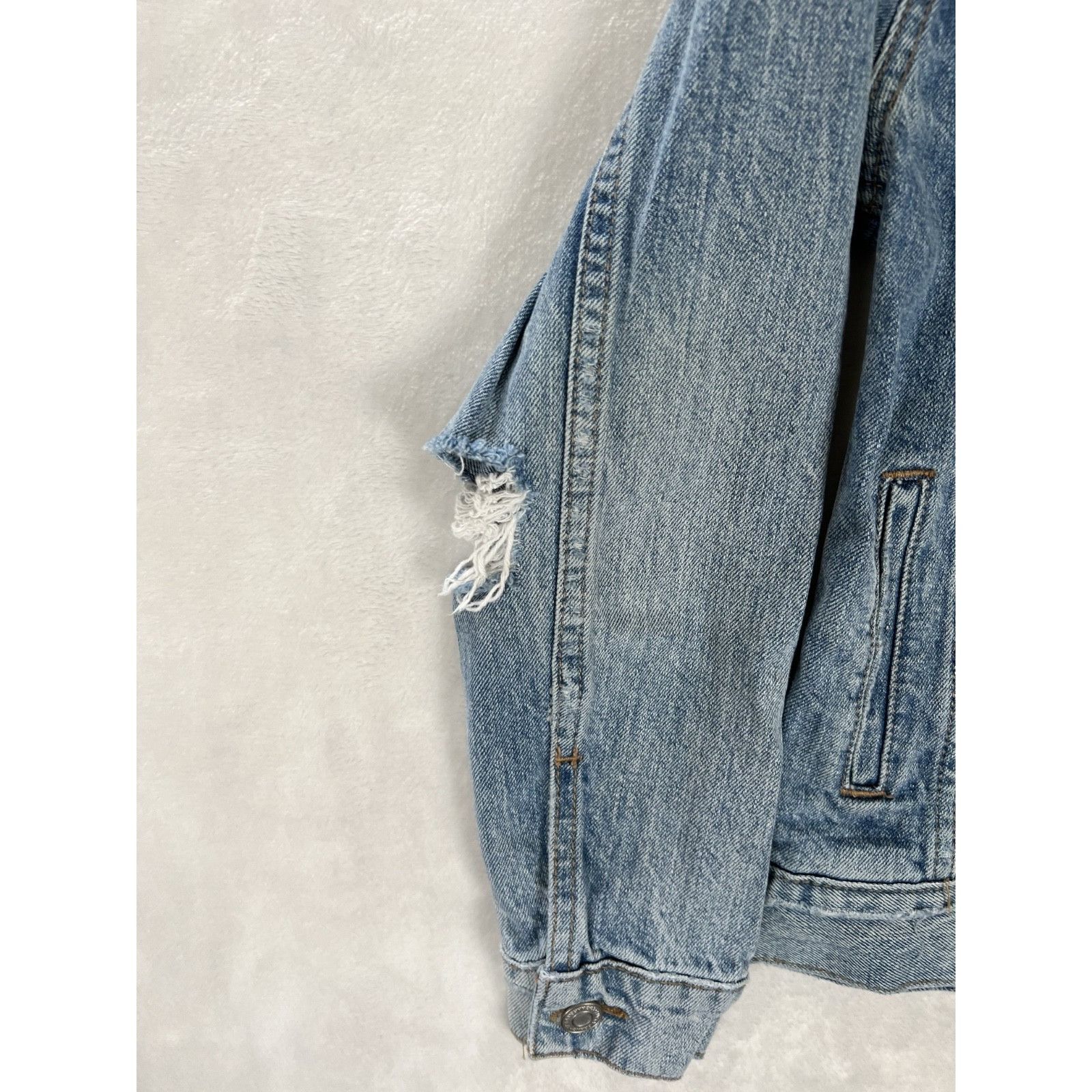 Lucky Brand Lucky Brand Tomboy Trucker Denim Jacket Women's Size XS Dist Size XS / US 0-2 / IT 36-38 - 3 Thumbnail