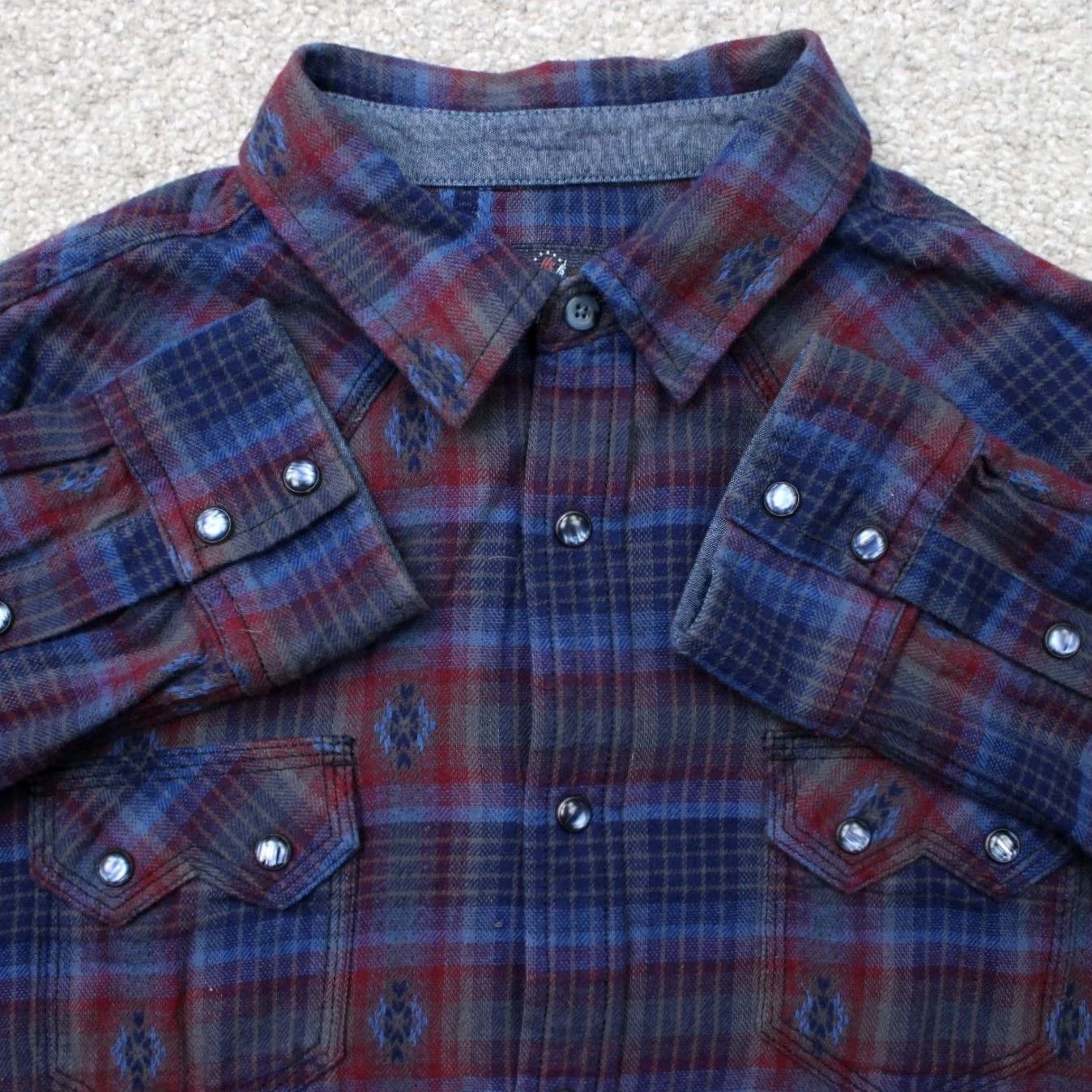 Vintage Moonshine by Brad Paisley Shirt Mens Medium Blue/Red Plaid Pearl Snap Cotton L/S Size US M / EU 48-50 / 2 - 2 Thumbnail