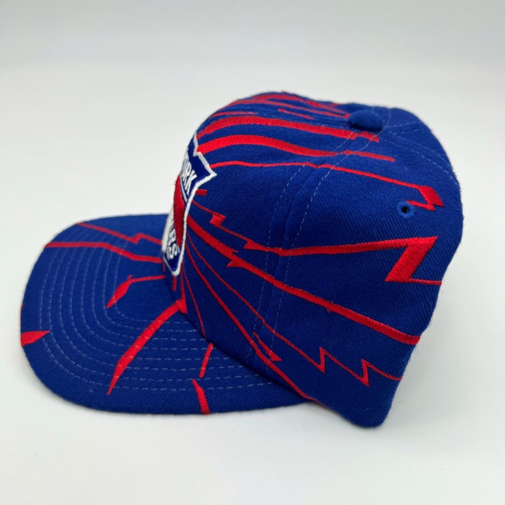 Starter Vintage Starter NHL New York Rangers Shockwave All Over Wool Snapback Hat, 90s College Retro Sports Cap, Men's Adjustable Baseball Style Size ONE SIZE - 2 Thumbnail