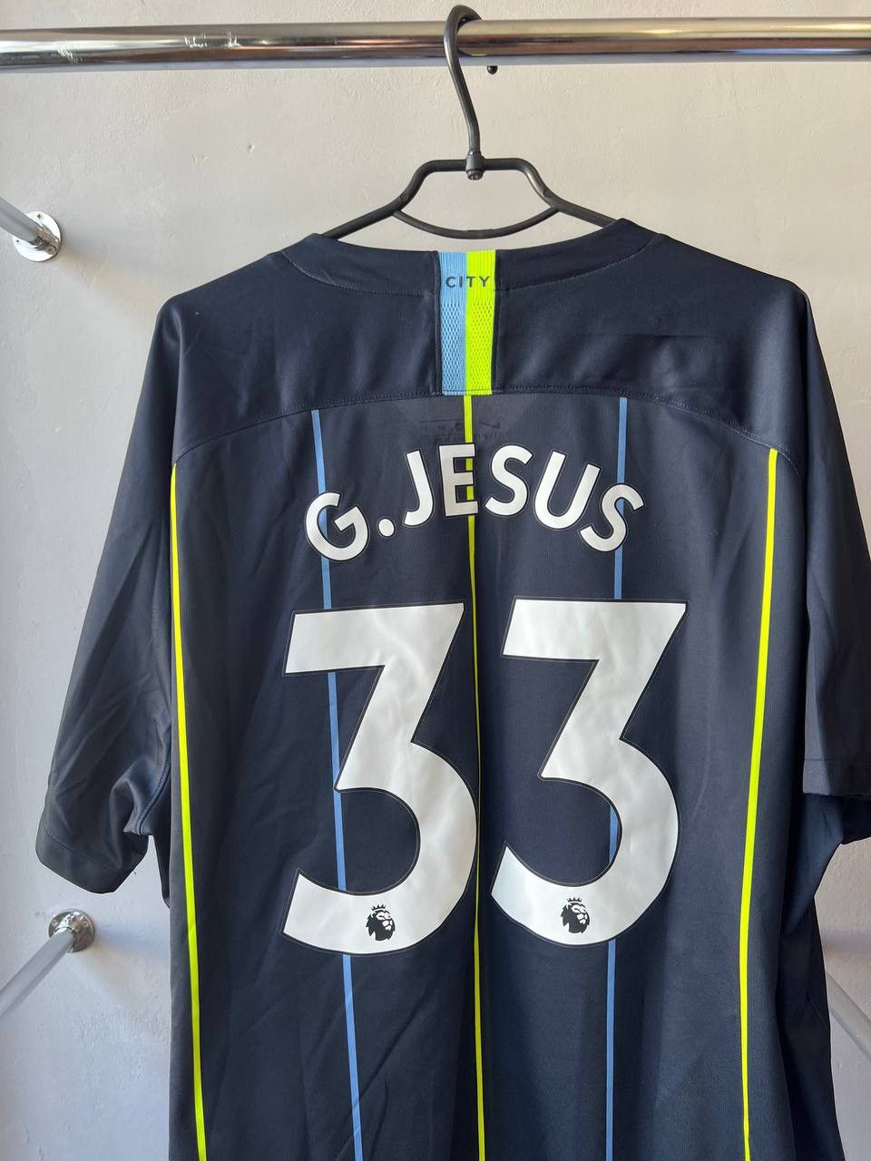 Nike 2018/19 MANCHESTER CITY #33 G. JESUS AWAY SOCCER JERSEY 3XL Size US XXL / EU 58 / 5 - 15 Thumbnail