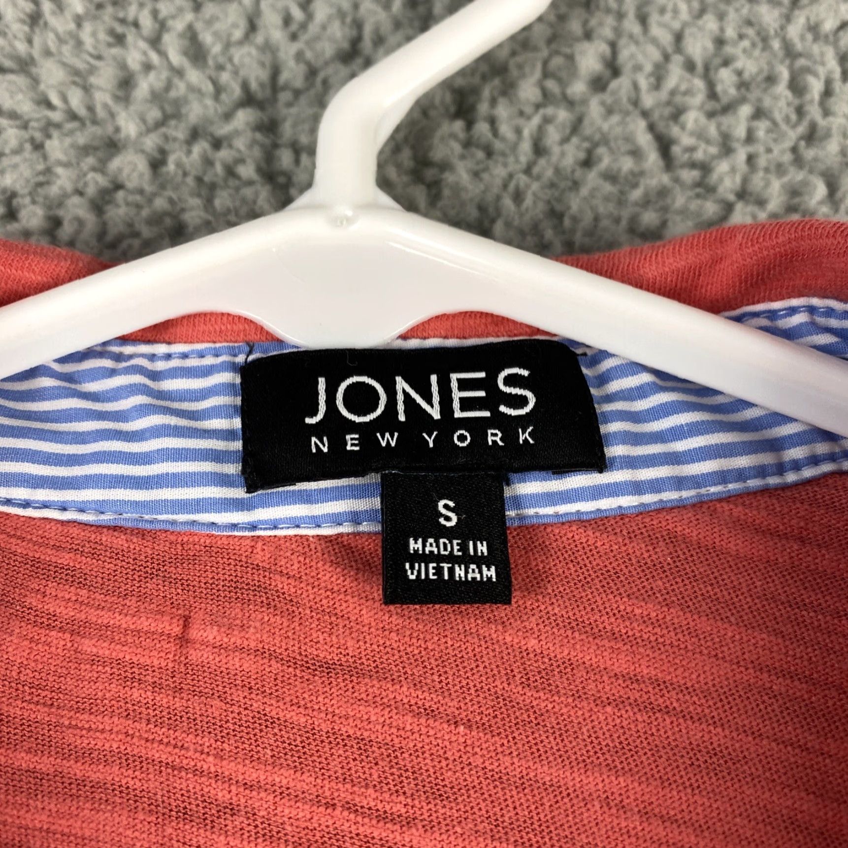 Jones New York Jones New York Shirt Women S Long Sleeve Peach Solid 40-30 Womens Size S / US 4 / IT 40 - 5 Thumbnail