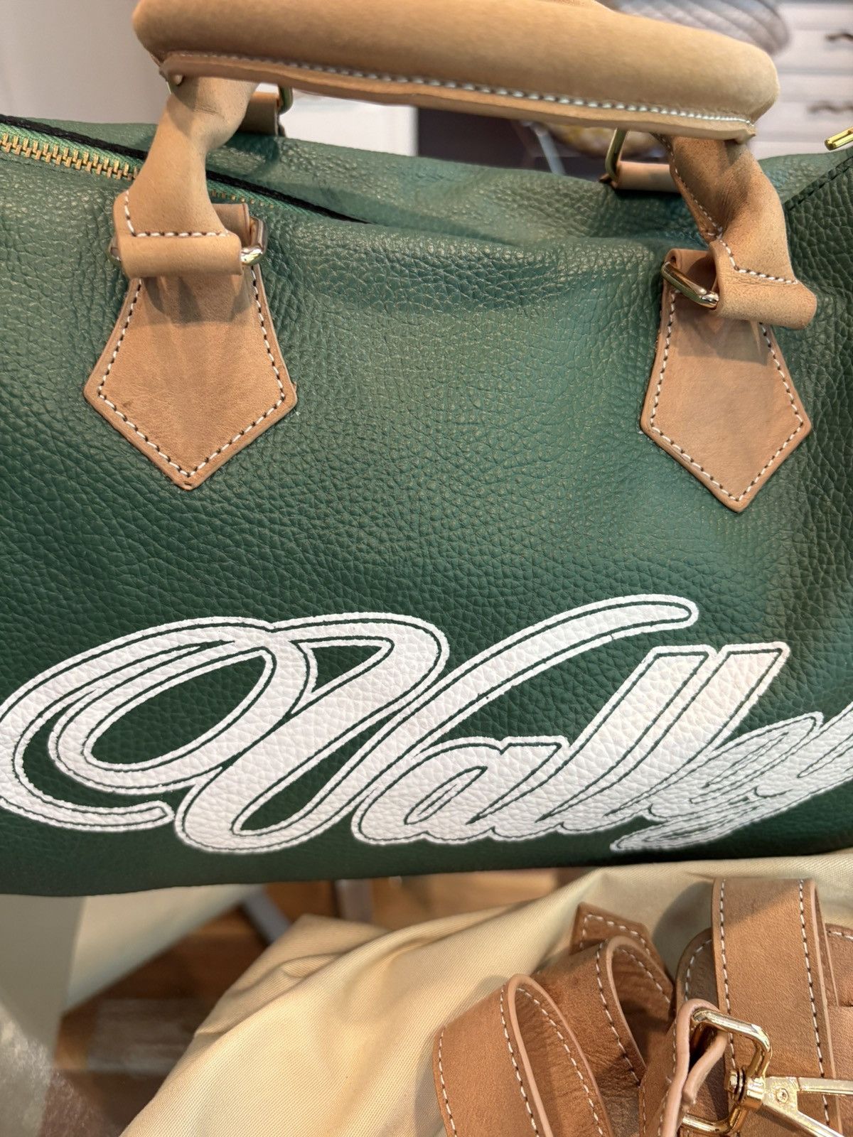 Vale Vale Money Green Small Leather Duffle Bag Size ONE SIZE - 2 Thumbnail