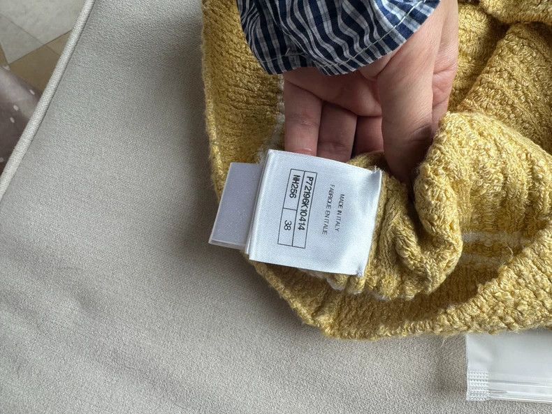 Chanel Chanel Yellow Knit Crop Top with Tags Size M / US 6-8 / IT 42-44 - 5 Thumbnail