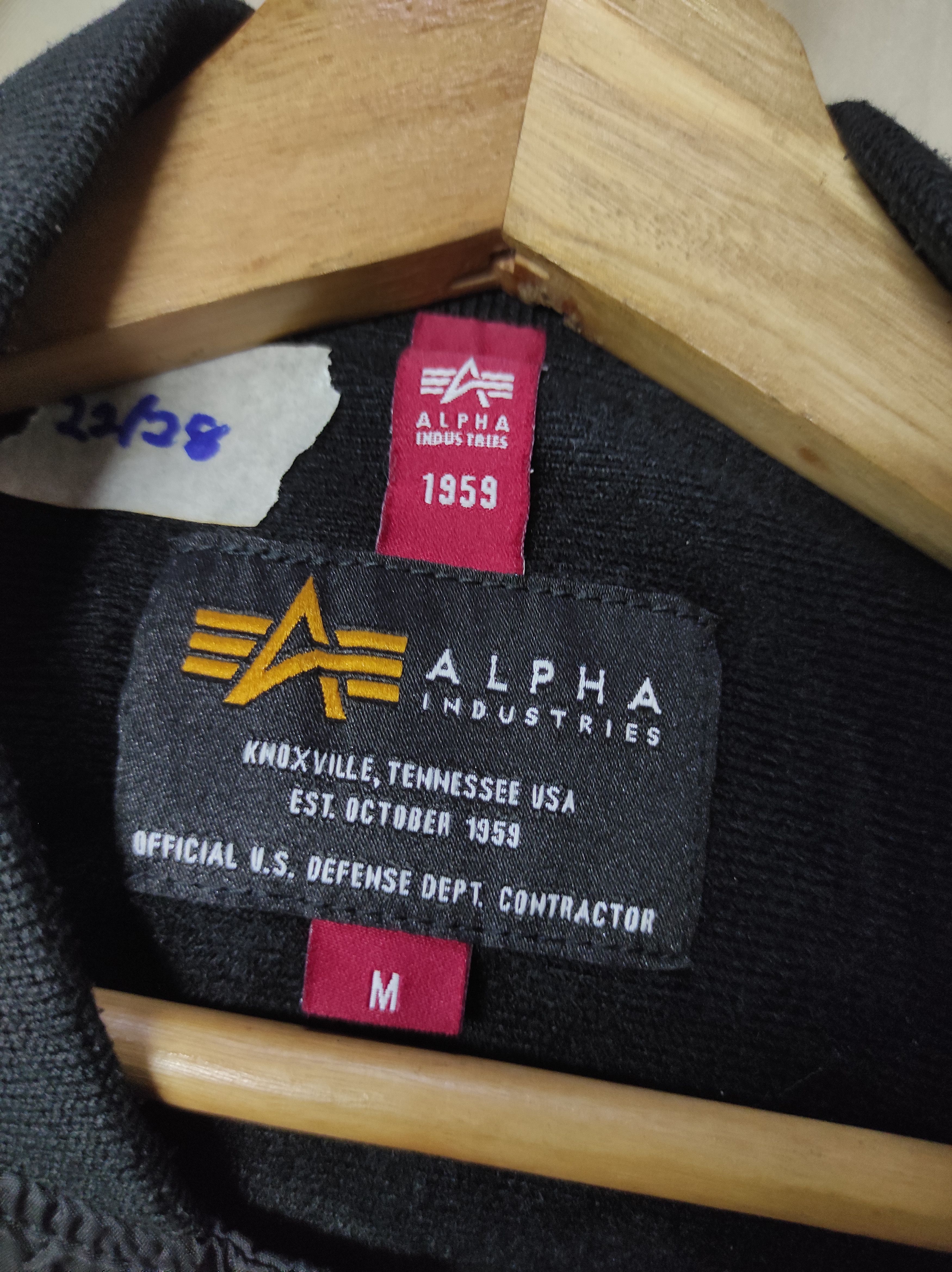 Alpha Industries ALPHA INDUSTRIES X SNAP ON BOMBER JACKET Size US M / EU 48-50 / 2 - 7 Thumbnail