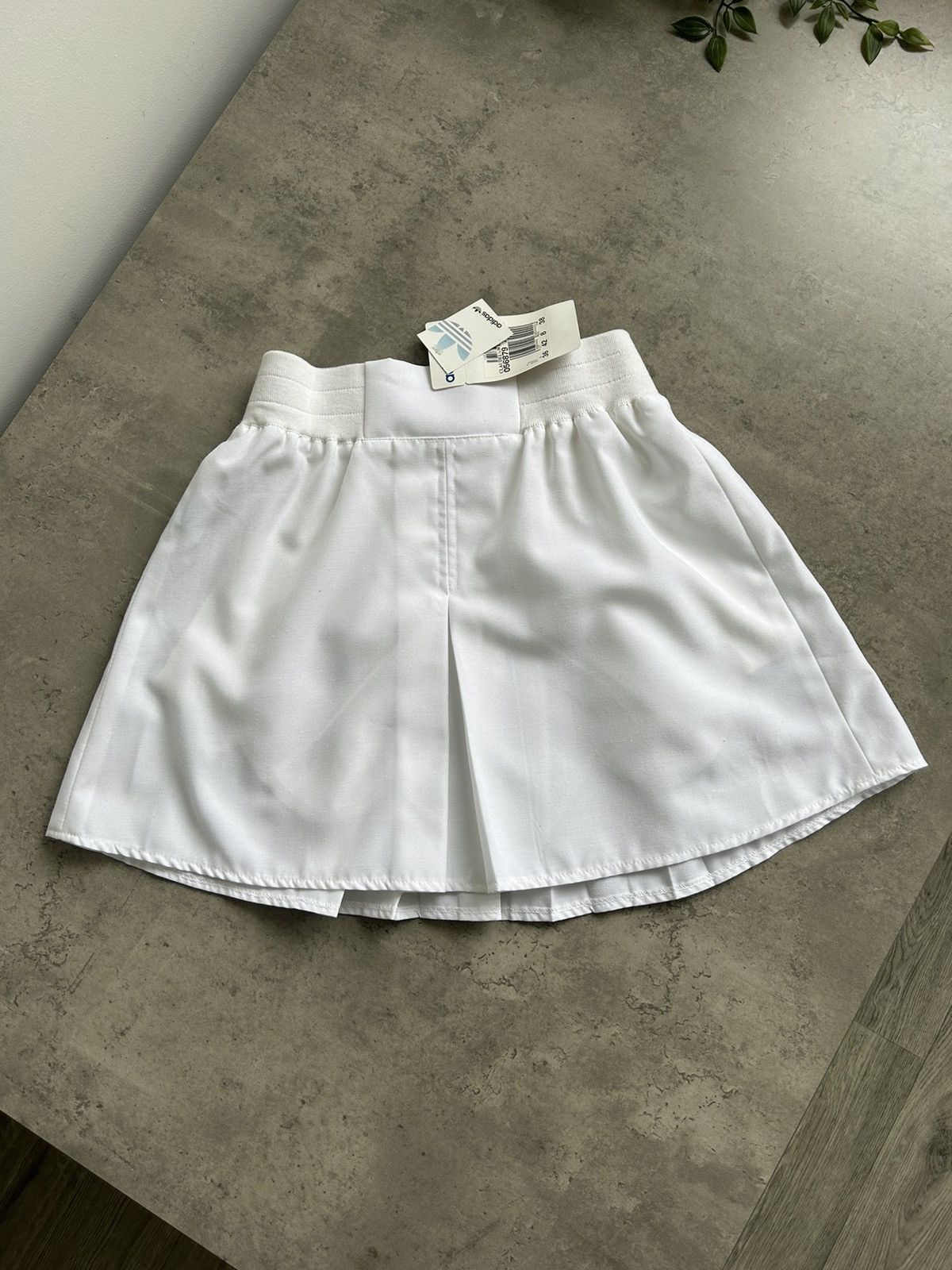 Adidas × Vintage NEW! Vintage ADIDAS TENIS Skirt made in france Size 30" / US 8 / IT 44 - 11 Thumbnail