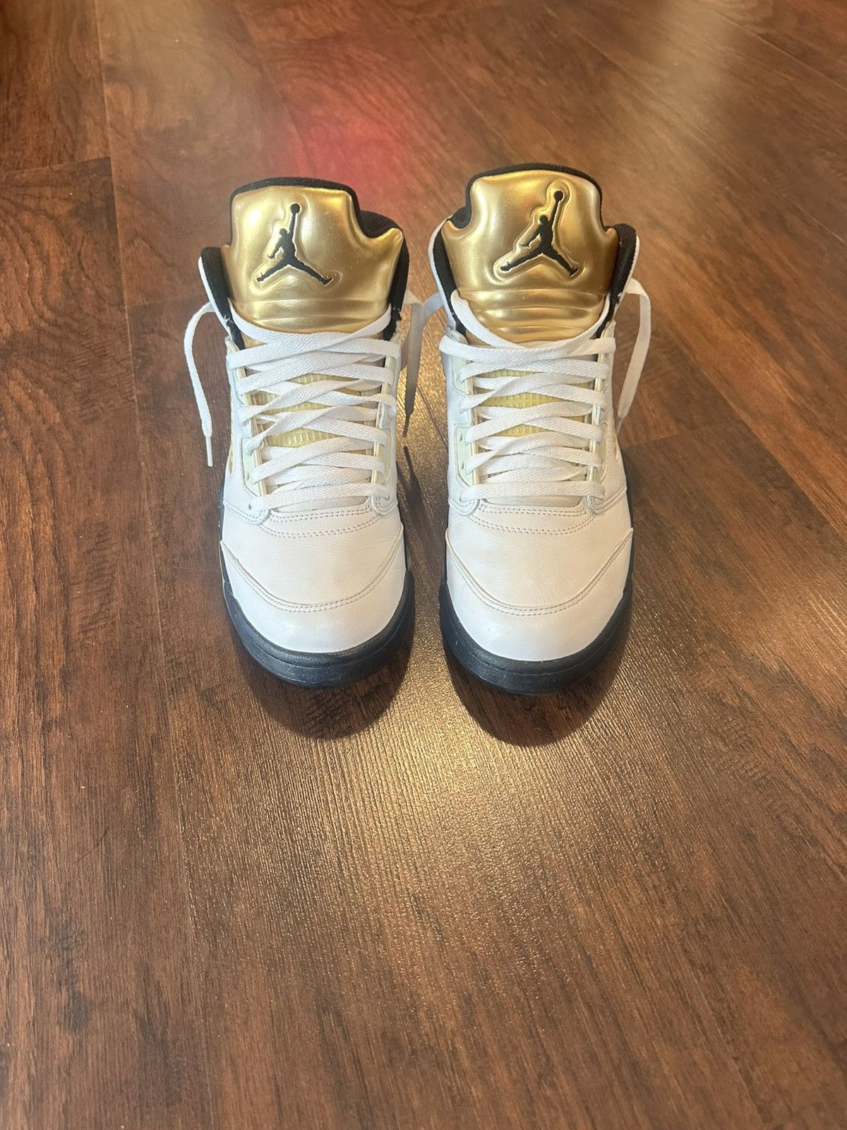Jordan Brand Air Jordan 5 Retro (White/Gold) Size 11 – Pre-Owned – No Box Size US 11 / EU 44 - 1 Thumbnail