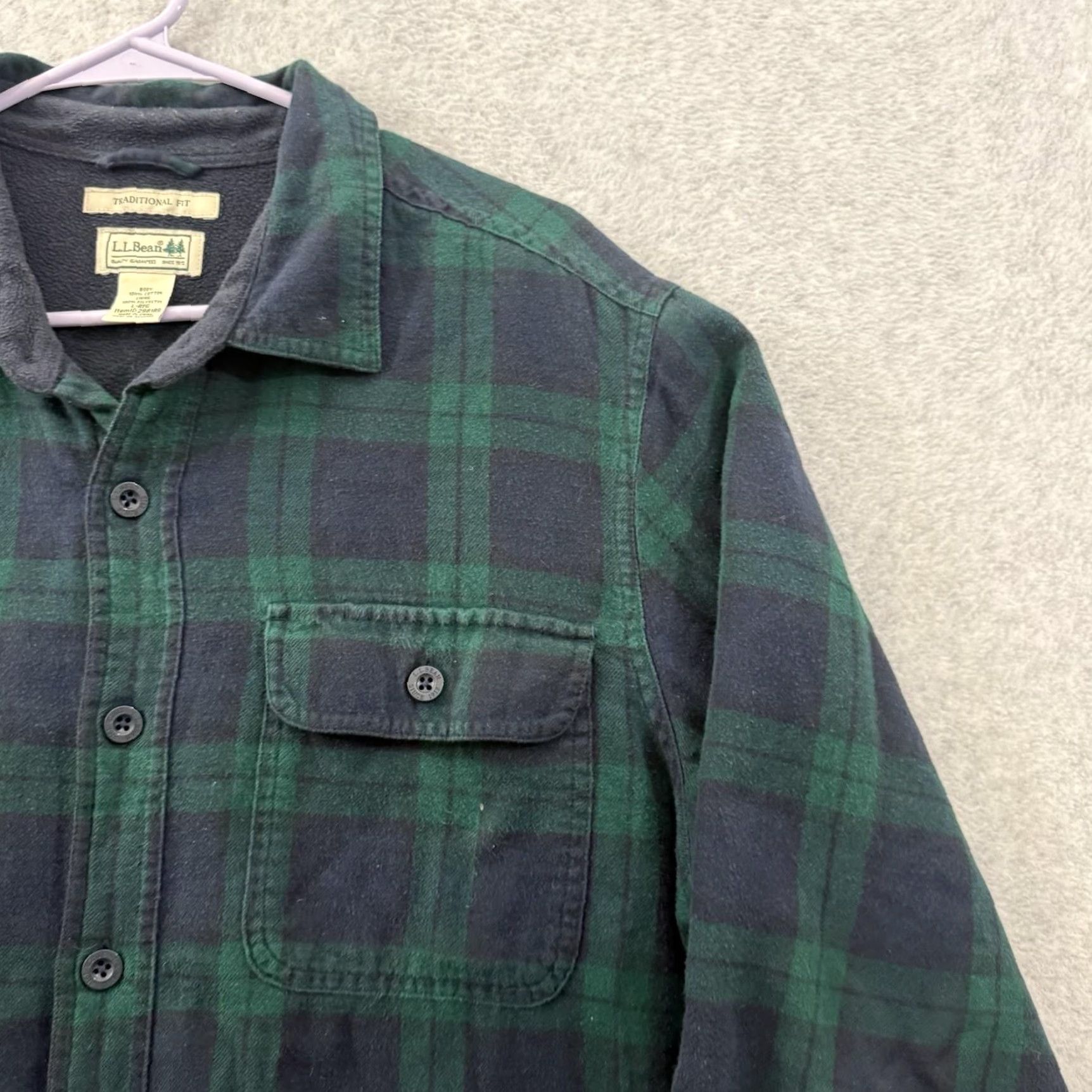 Vintage LL Bean Shirt Men L Green Plaid Fleece-Lined Flannel Button-Up Traditional Fit, Casual, Workwear, Cotton Polyester, Vintage Size US L / EU 52-54 / 3 - 5 Thumbnail