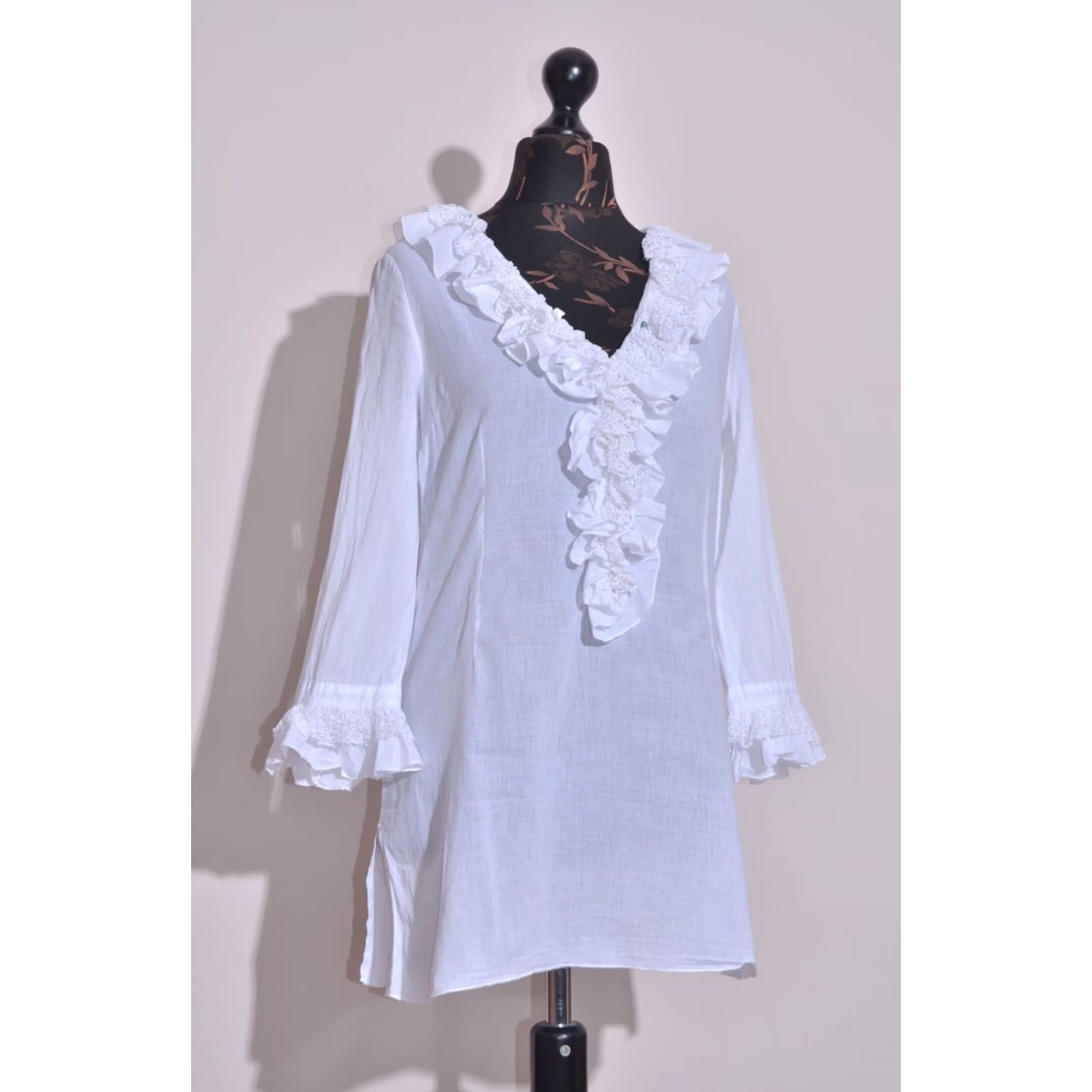 Vintage Elisa Cavaletti Blouse Shirt Women White Cotton Lace Tunic Ruffle Boho Size S Size S / US 4 / IT 40 - 2 Thumbnail