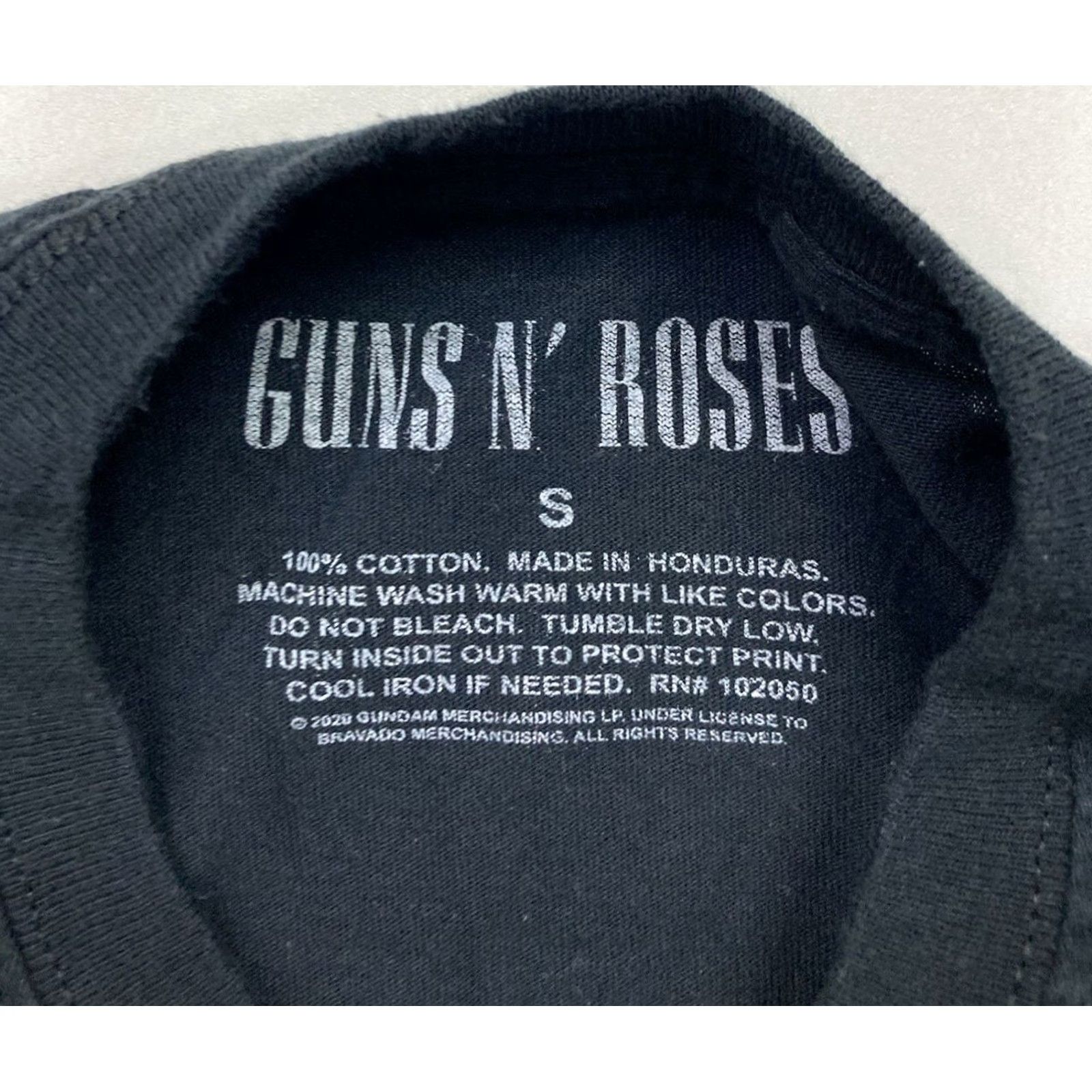 Vintage Guns N Roses Logo Retro Graphic T-shirt Women Small Black Short Sleeve Music Size S / US 4 / IT 40 - 4 Thumbnail