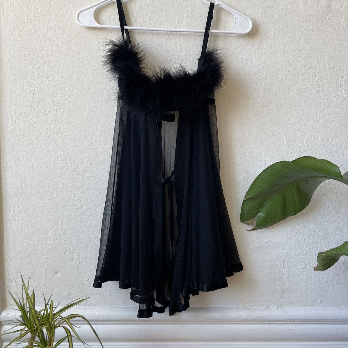 Victoria's Secret rare 90s Victoria’s Secret black marabou fur babydoll top Size ONE SIZE - 1 Thumbnail
