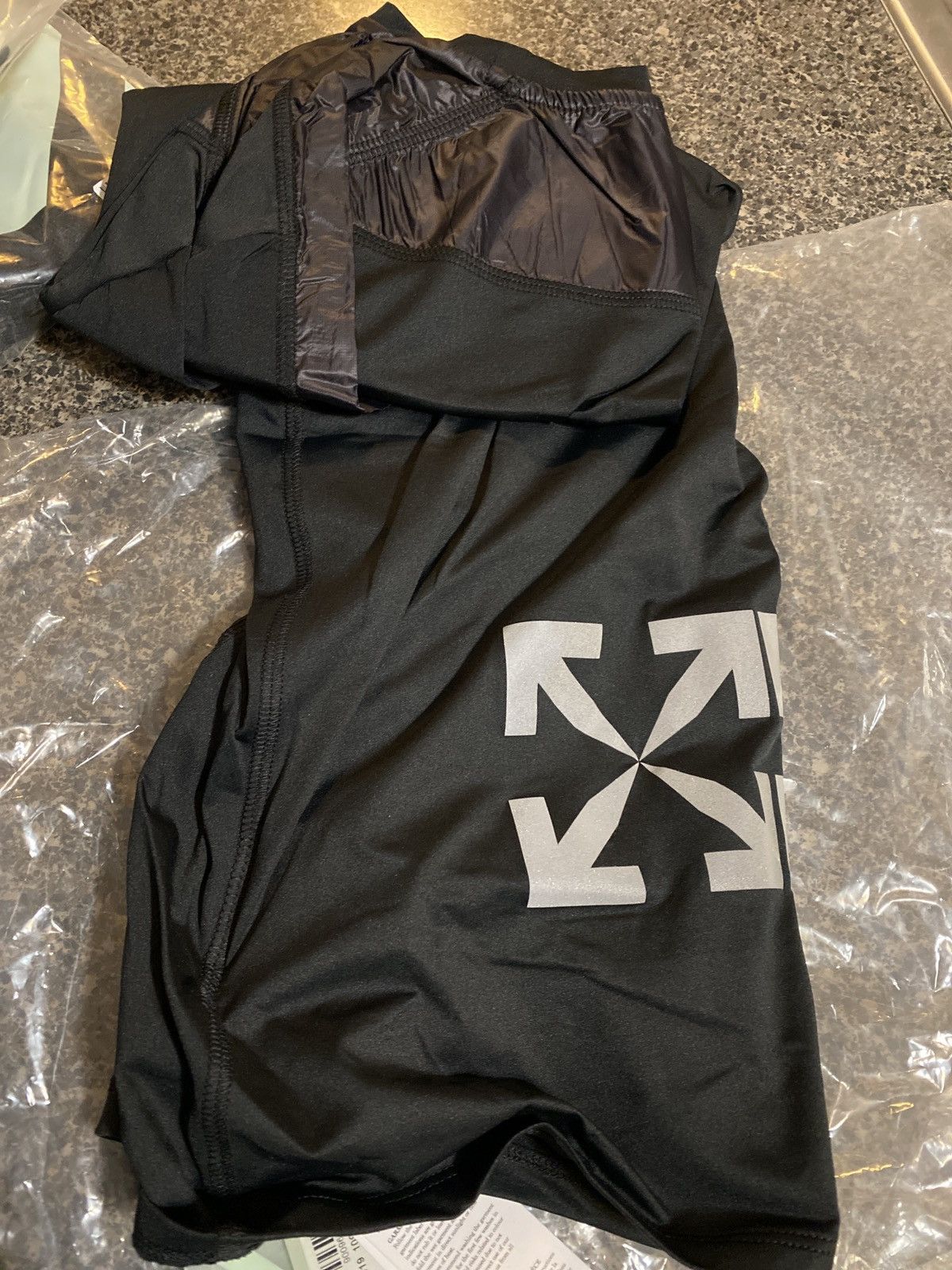 Off-White × Virgil Abloh Off-White Jogging T-Shirt Black Silver/ UO T-Shirt Size US M / EU 48-50 / 2 - 14 Thumbnail