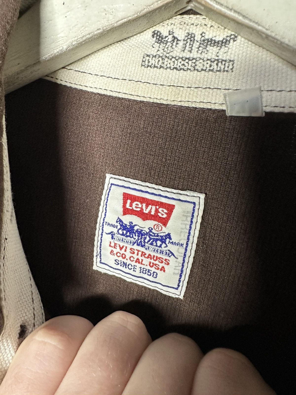 Levi's Levi's Two Horse Brand Brown Button Down Shirt Mens XL Size US XL / EU 56 / 4 - 4 Thumbnail