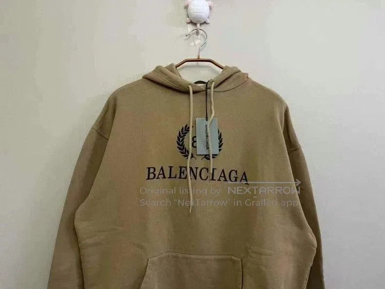Balenciaga Balenciaga Beige Distressed Logo Short Sleeve. Size US XS / EU 42 / 0 - 2 Thumbnail