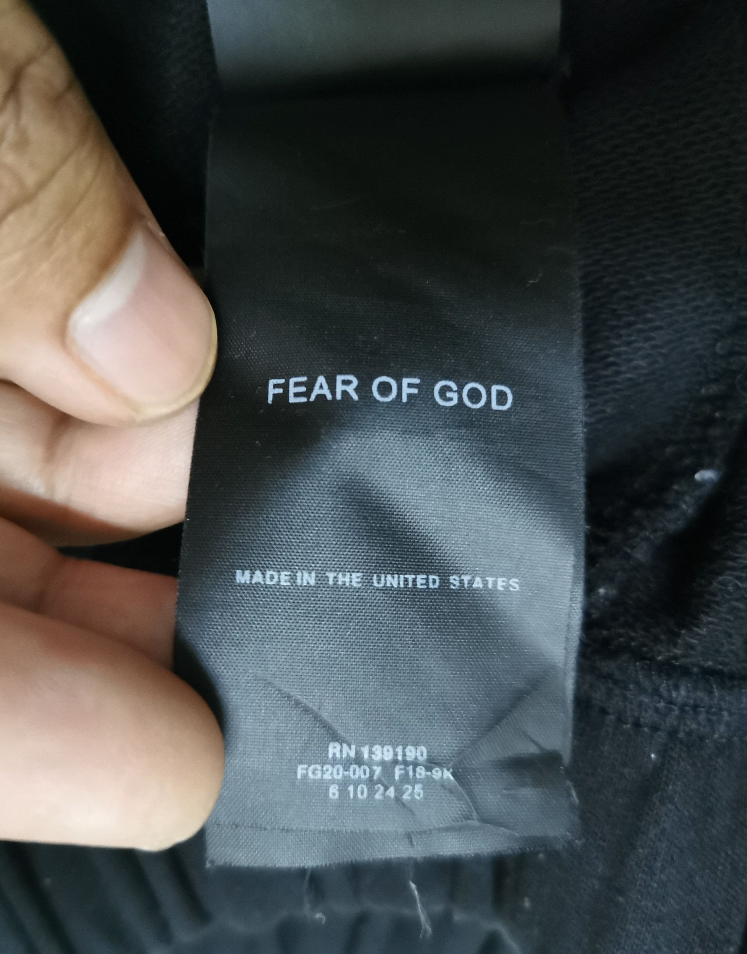 Japanese Brand Custom Fear of God Essential Sixth Collection Joggers Pant Size US 30 / EU 46 - 14 Thumbnail
