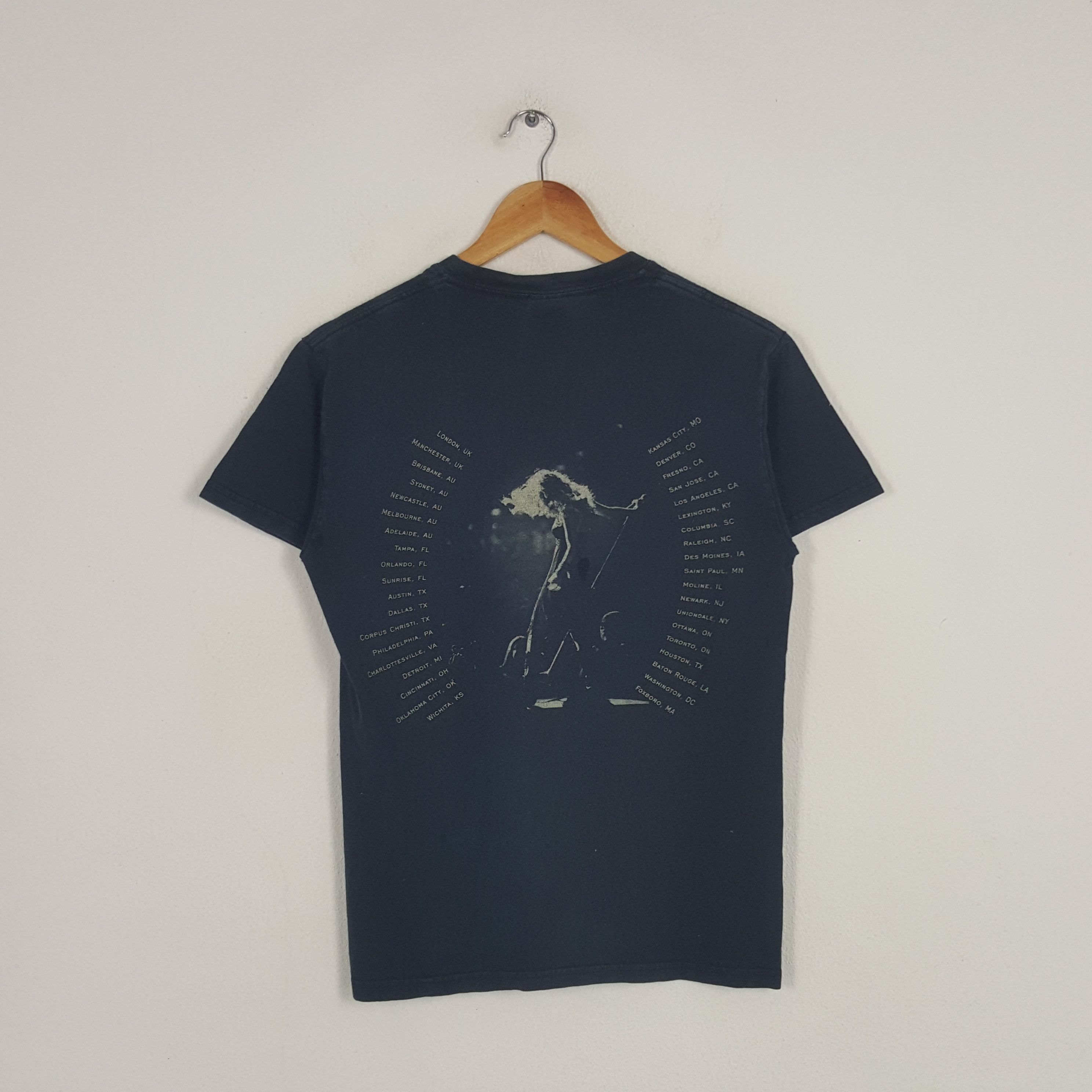 Band Tees × Vintage Vintage Taylor Swift Solo Singer Songwriter Tshirt Size US S / EU 44-46 / 1 - 3 Thumbnail