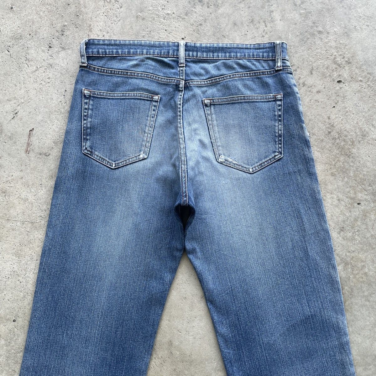 Japanese Brand W33 Vintage Japanese Faded Denim Distressed Jeans Pants Size US 33 - 8 Thumbnail