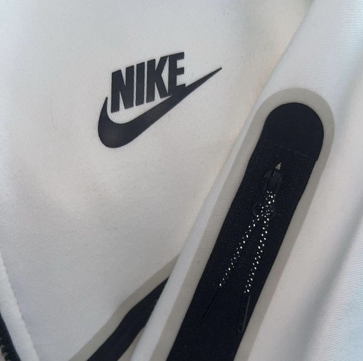 Nike Nike Tech Fleece Hoodie Men’s Size US S / EU 44-46 / 1 - 4 Thumbnail