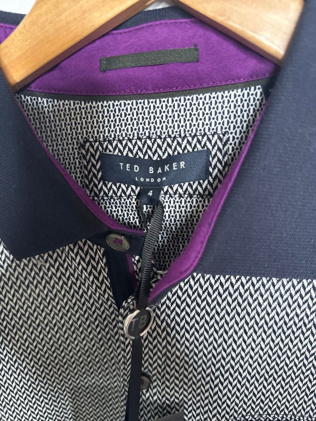 Ted Baker NWT Ted Baker collared contrast jacquard blue polo shirt Lg Size US L / EU 52-54 / 3 - 3 Thumbnail