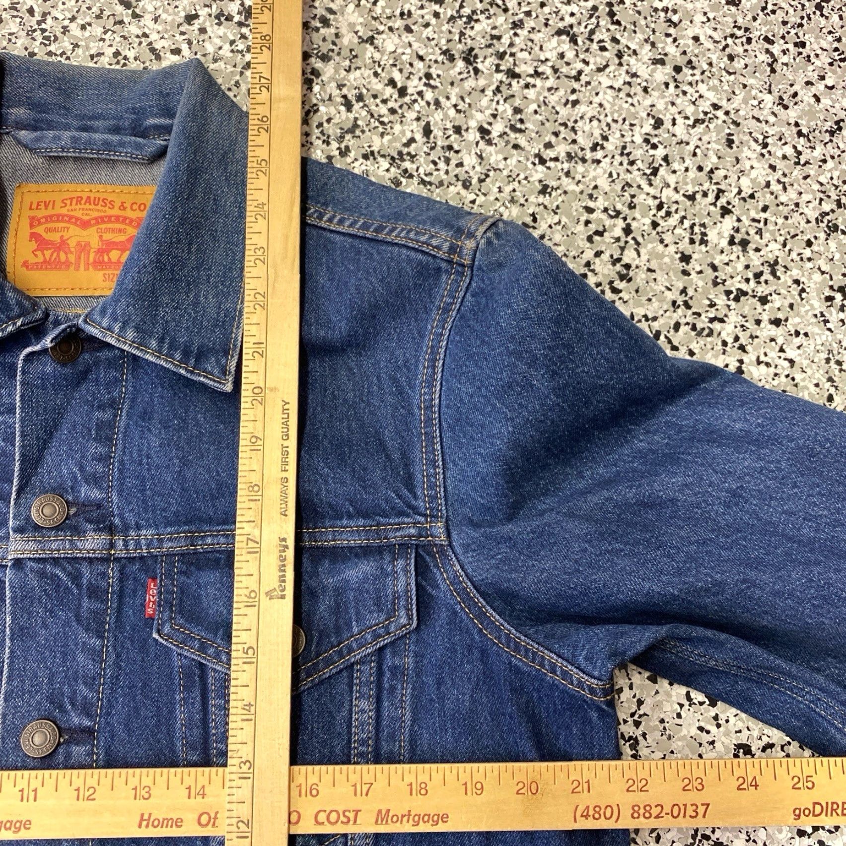 Levi's VINTAGE Levi's Sample Denim Stock Trucker Jacket M Levi's Trucker Blue Jacket Mens Medium Denim Collared Lined Jeans Jacket Size US M / EU 48-50 / 2 - 3 Thumbnail