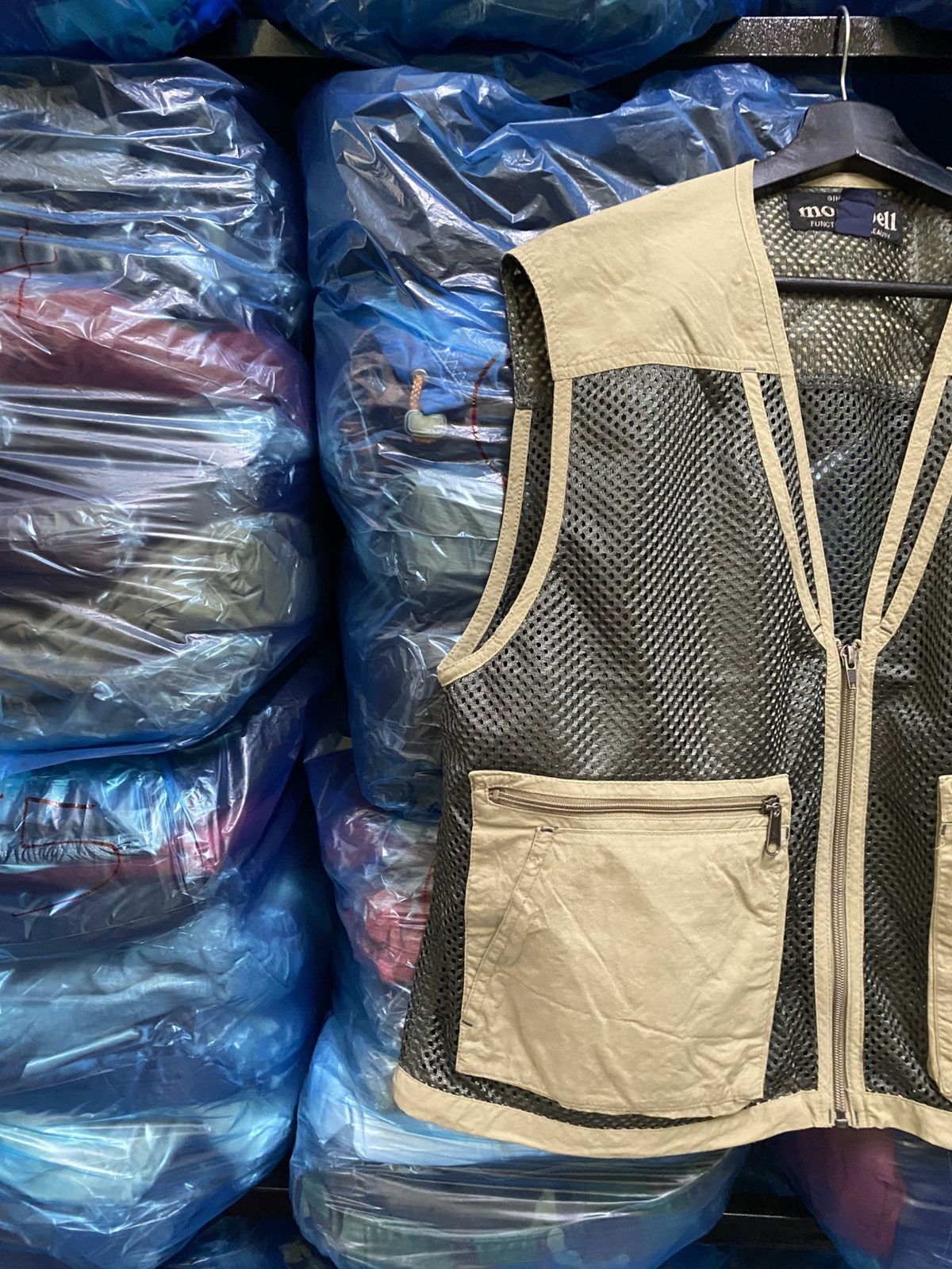 Montbell Montbell Lightweight Mesh Utility Vest - Khaki Outdoor Gear Size US L / EU 52-54 / 3 - 5 Thumbnail