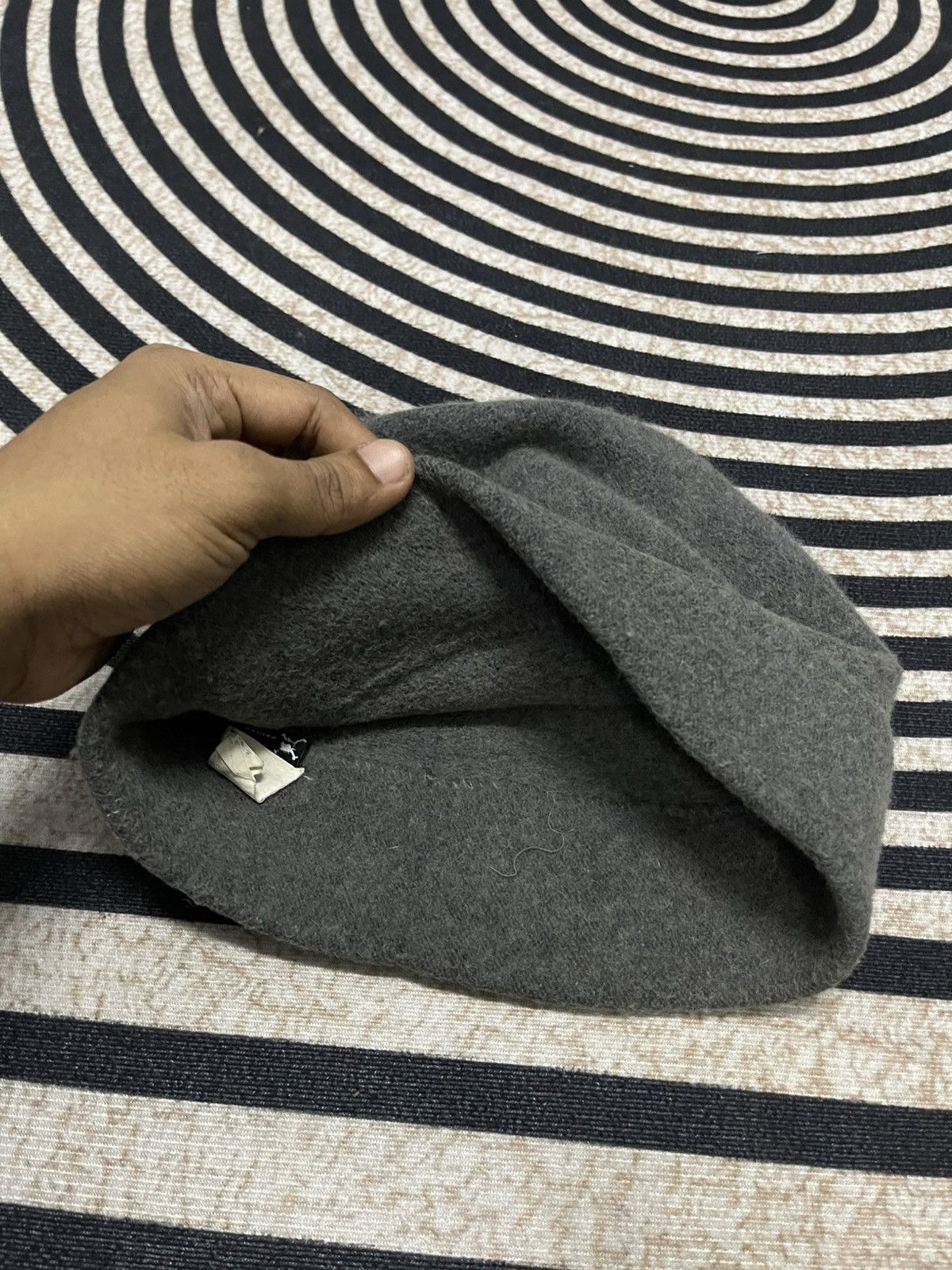 Oakley 90s OAKLEY WOOL BEANIE STUDDED LOGO Size ONE SIZE - 4 Thumbnail