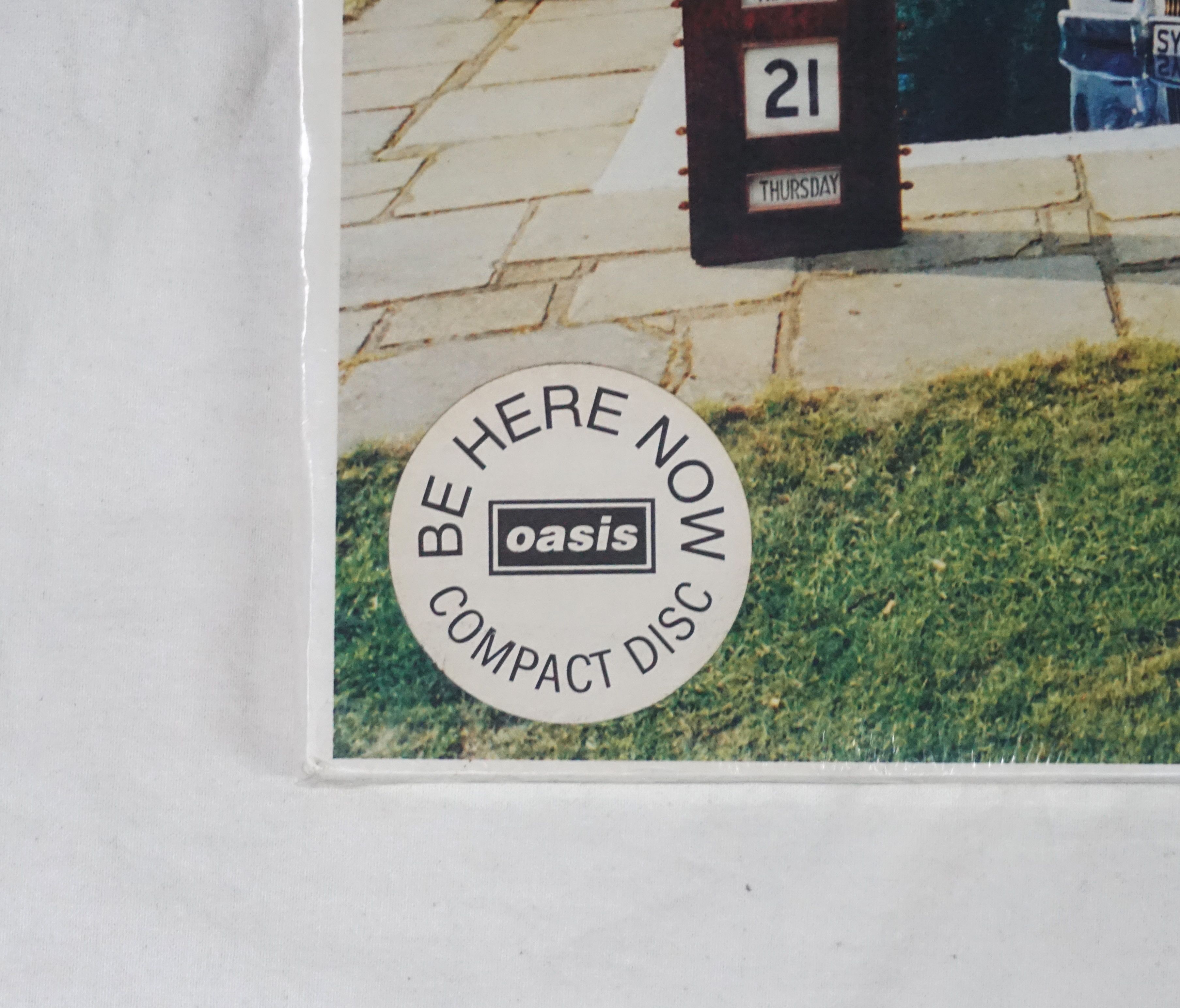Other 90s Oasis “be there now” promotional version CD Box Set Size ONE SIZE - 3 Thumbnail