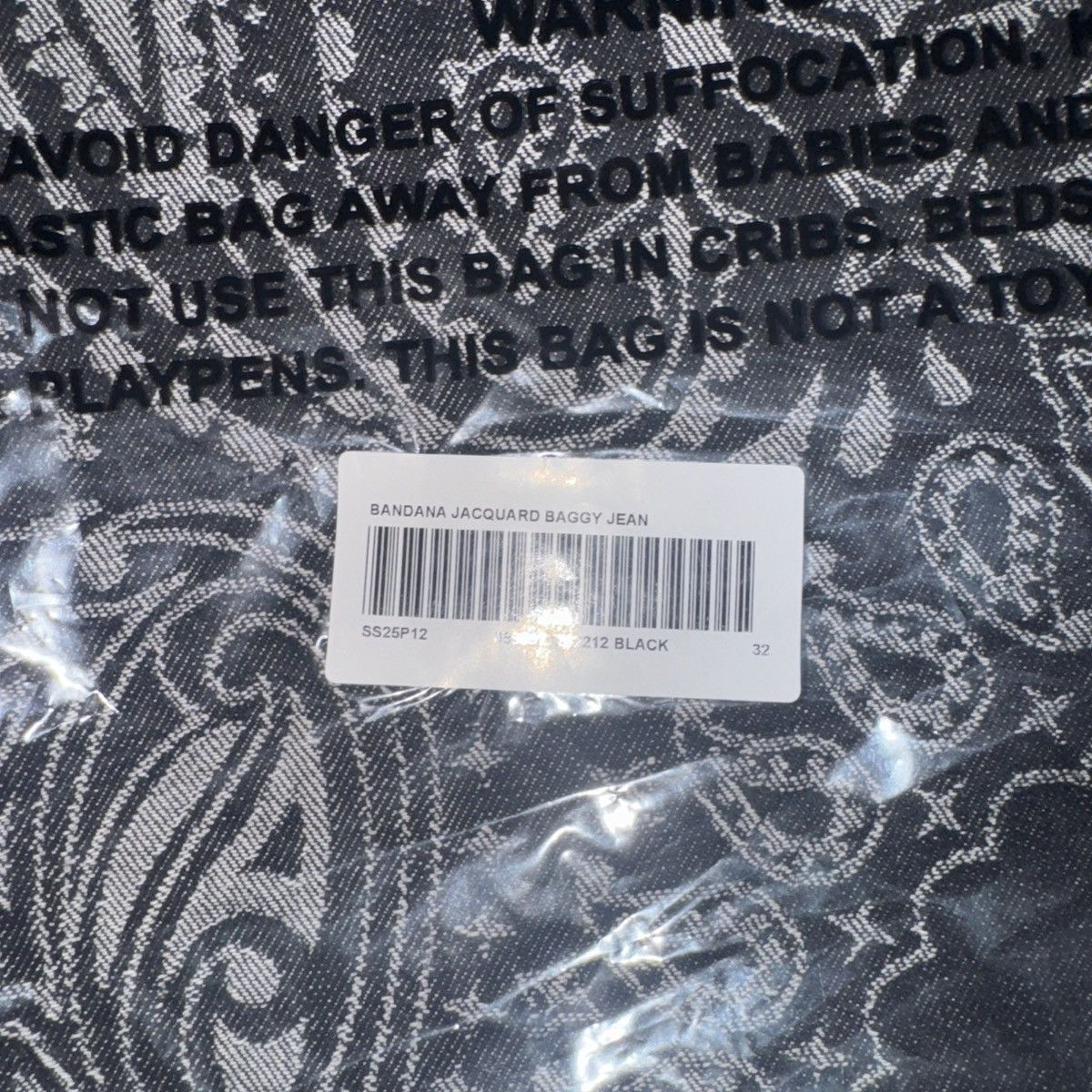 Supreme Supreme Bandana Jacquard Baggy Jean IN HAND Size US 32 / EU 48 - 3 Thumbnail