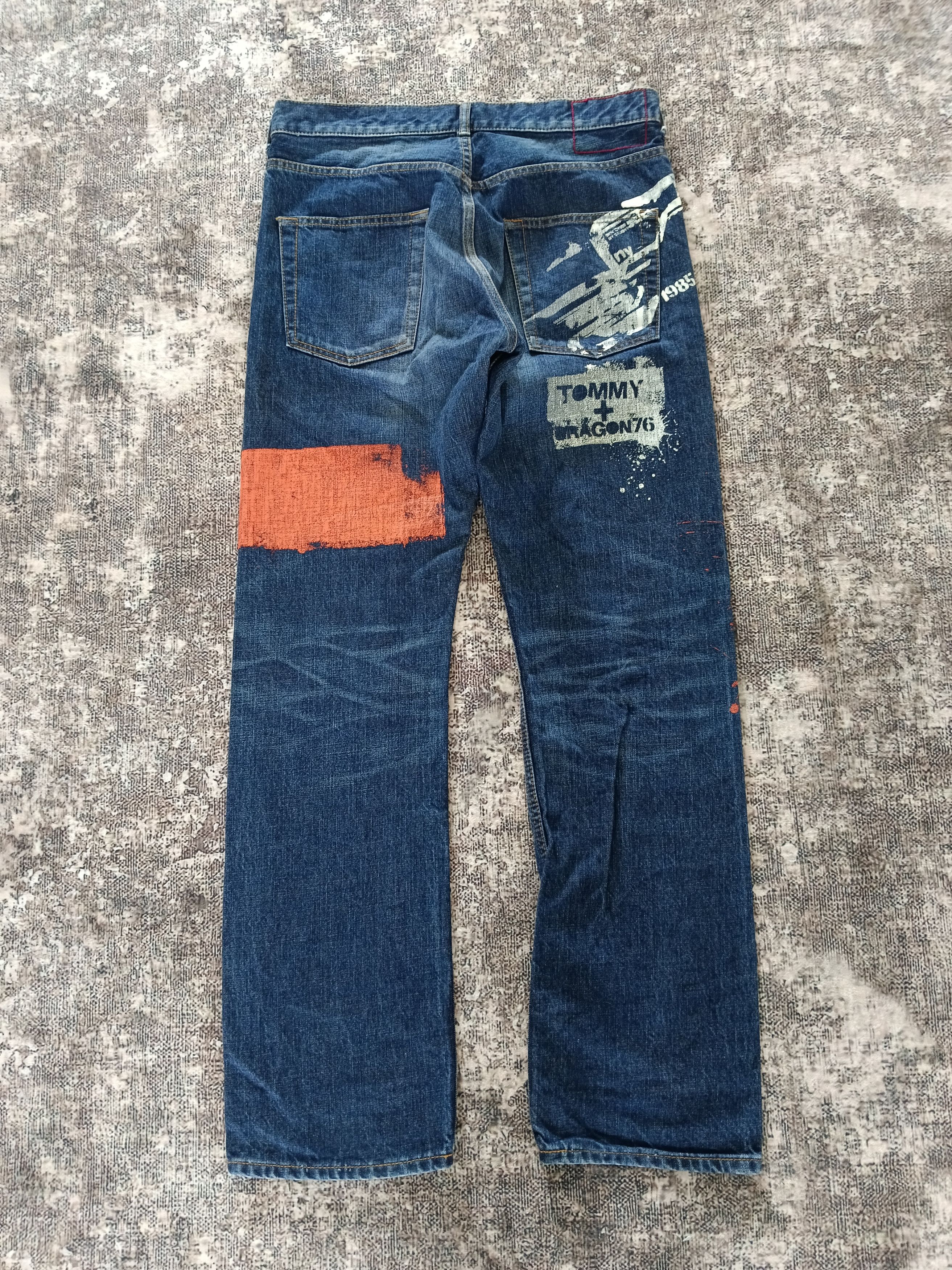 Tommy Hilfiger VINTAGE 90s SPLATTED TOMMY HILFIGER+ DRAGON Size US 32 / EU 48 - 6 Thumbnail