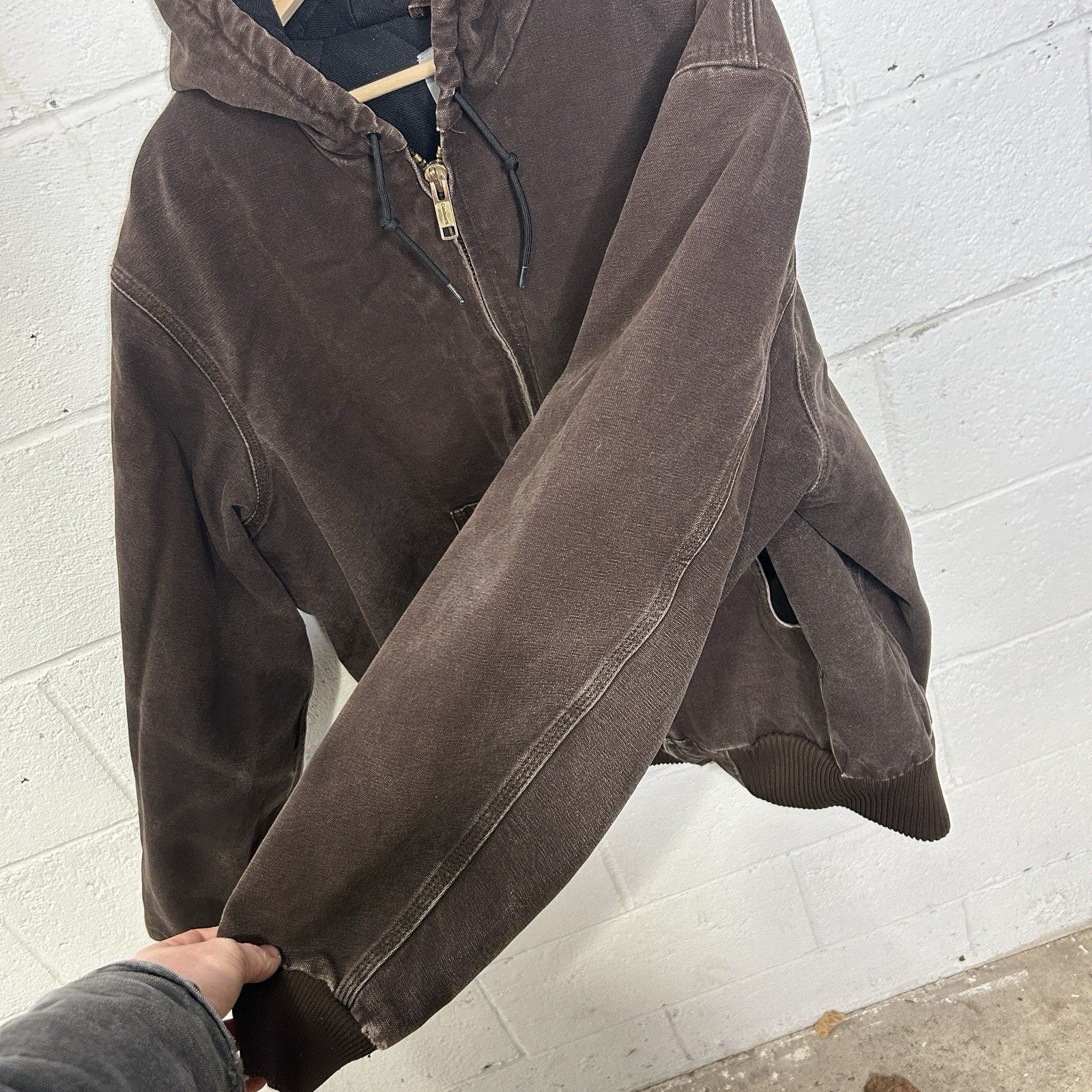 Carhartt Vintage Carhartt Hooded Active Jacket “Dark Brown” J130 DKB Size US XL / EU 56 / 4 - 7 Thumbnail