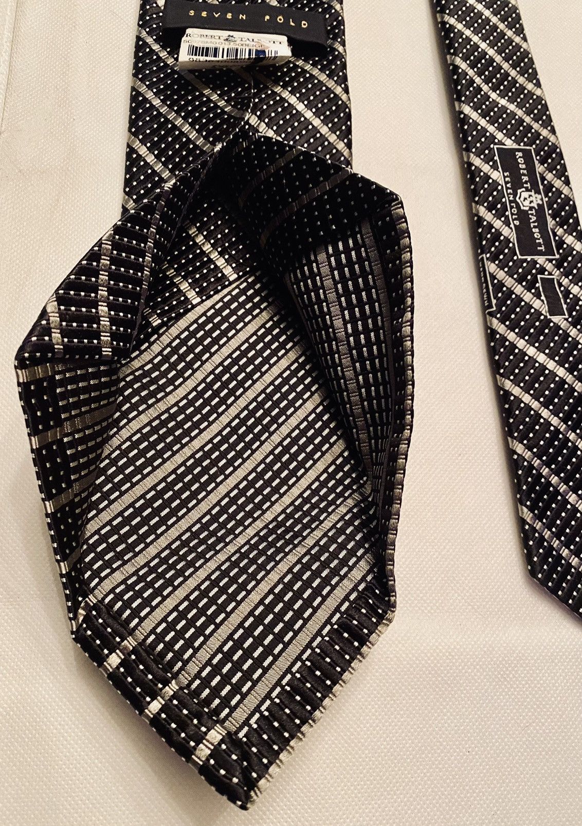 Robert Talbott Robert Talbott 🇺🇸 LE Black seven fold tie #1 of 110 NWT Size ONE SIZE - 4 Thumbnail