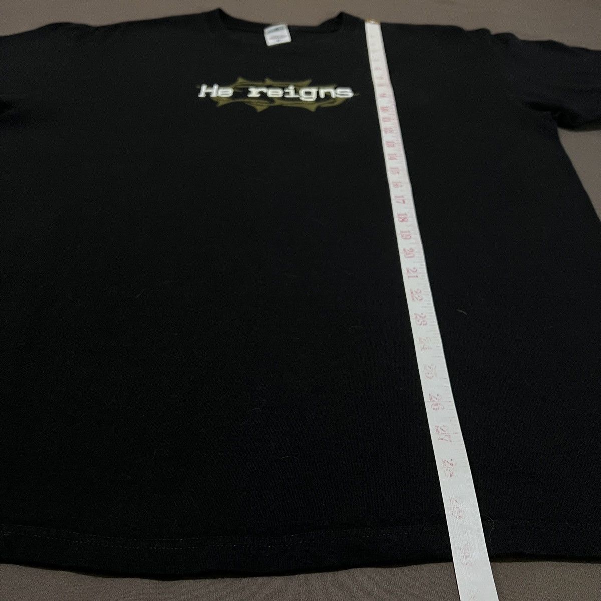 Vintage Vintage Y2K He reigns Jesus God Lord Bible Holy Tee XL Size US XL / EU 56 / 4 - 7 Thumbnail