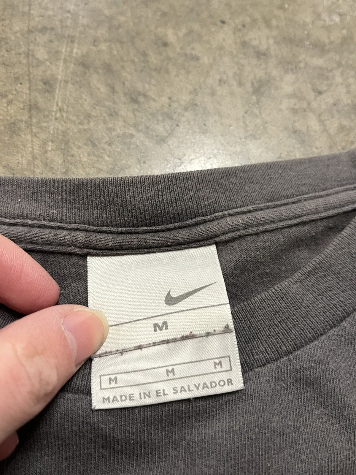 Nike × Vintage Nike vintage spell out center swoosh y2k longsleeve hype Size US M / EU 48-50 / 2 - 5 Thumbnail