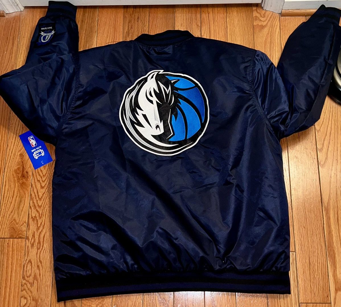 NBA Dallas Mavericks xxl bomber jacket Size US XXL / EU 58 / 5 - 2 Thumbnail