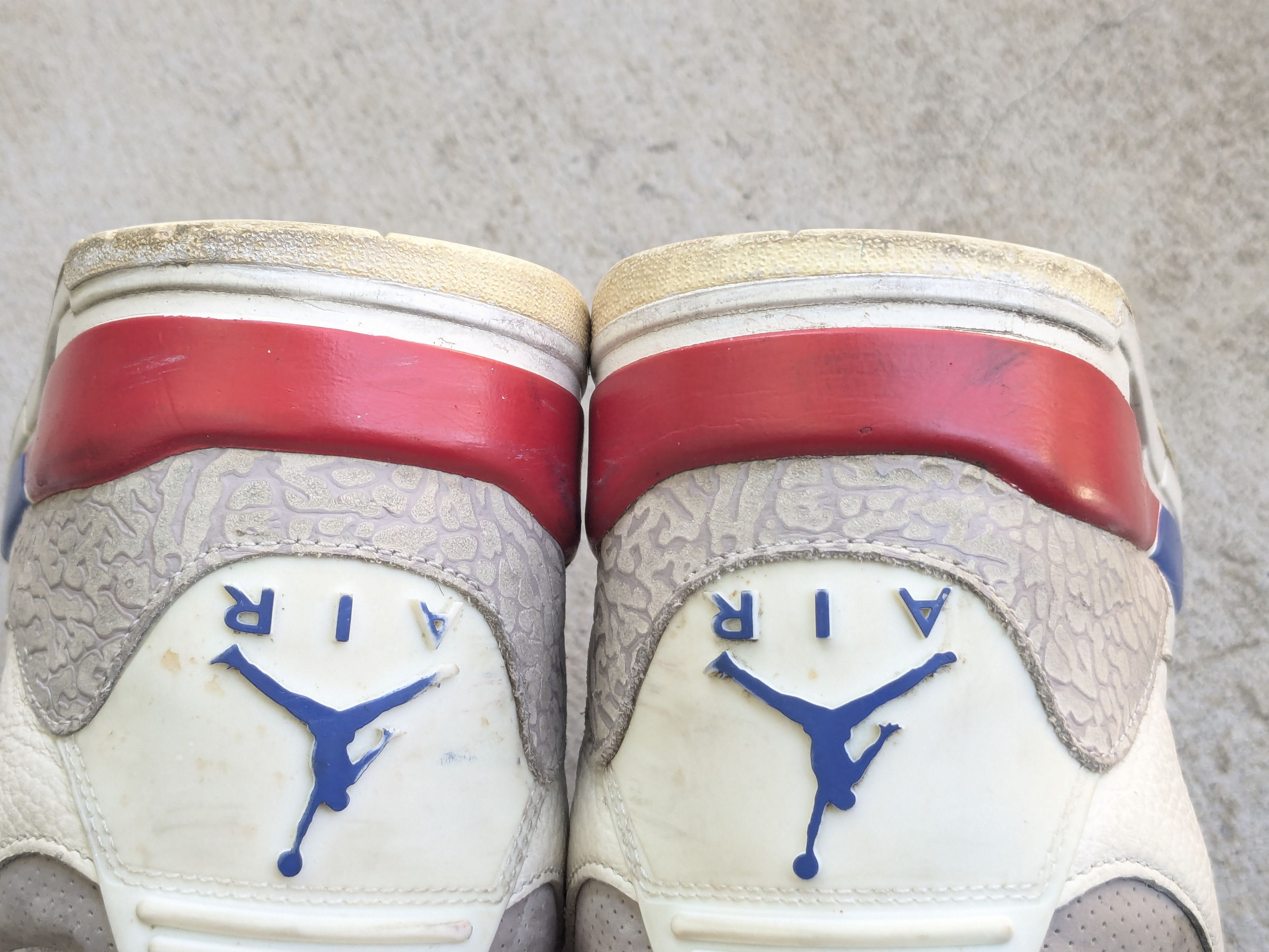 Jordan Brand × Nike Air Jordan 3 International Flight 11 Size US 11 / EU 44 - 14 Thumbnail