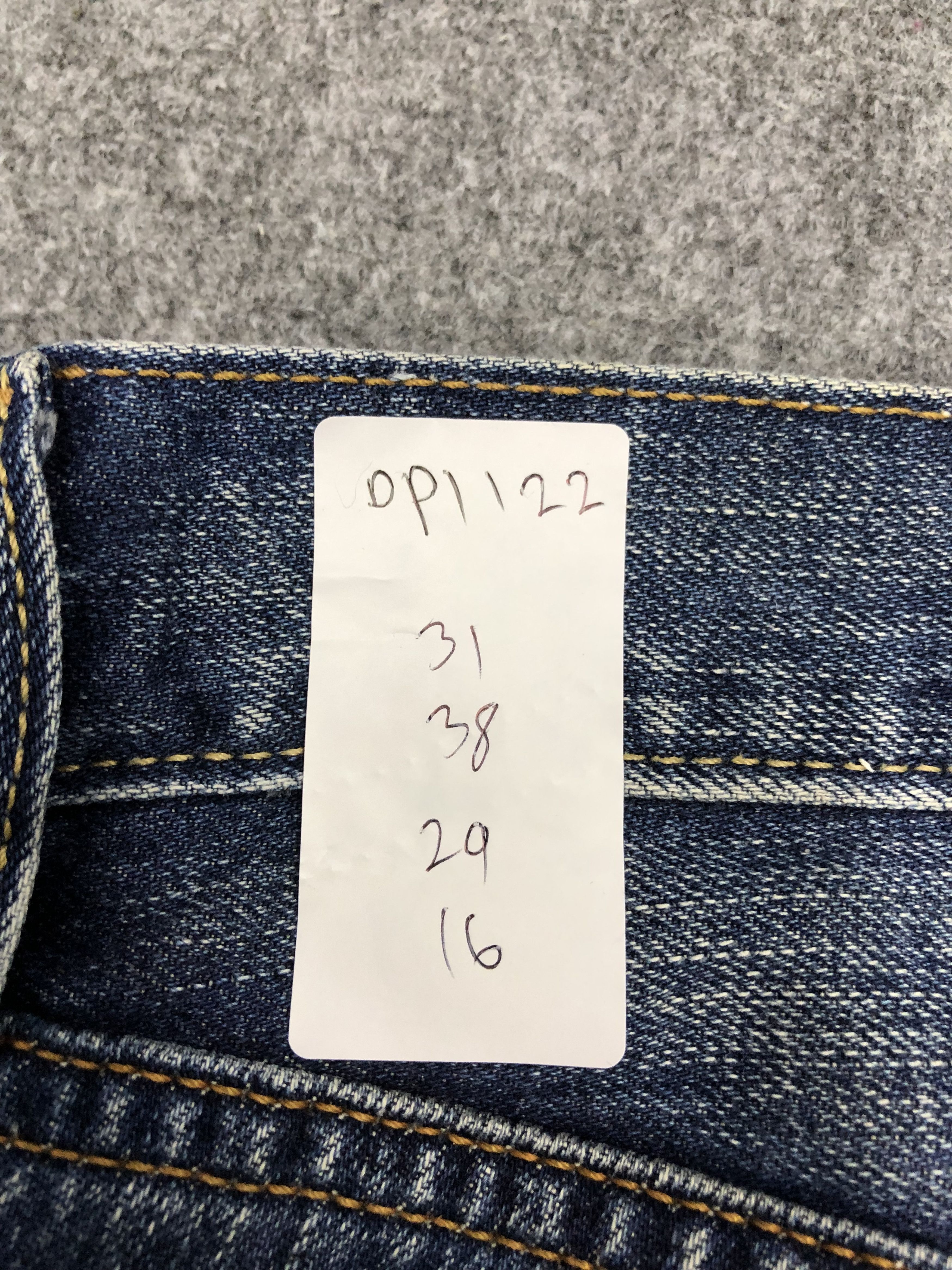 Levi's Vintage Sun Faded Levis Signature Jeans DP1122 Size US 31 - 12 Thumbnail