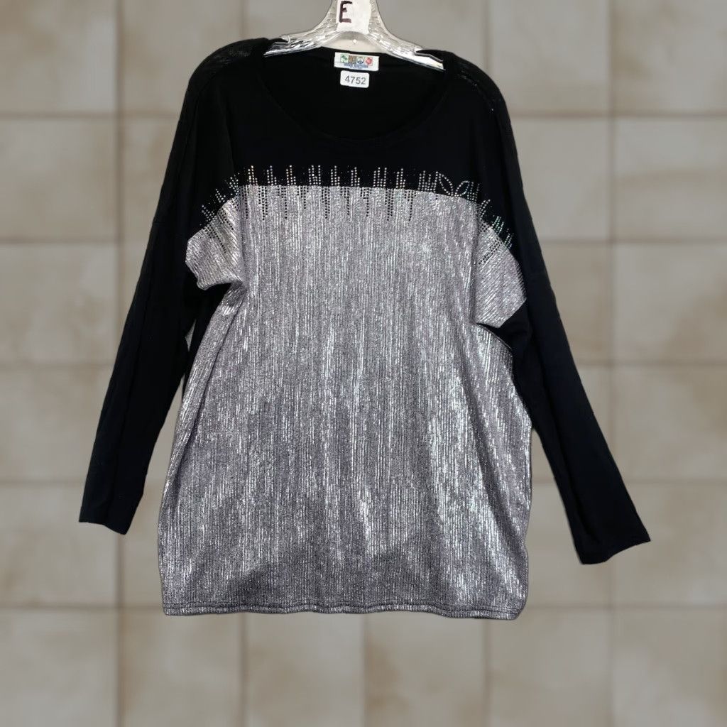Vintage India Boutique Women's Top One Size Black Silver Embellished Long Sleeve EUC Size ONE SIZE - 1 Thumbnail