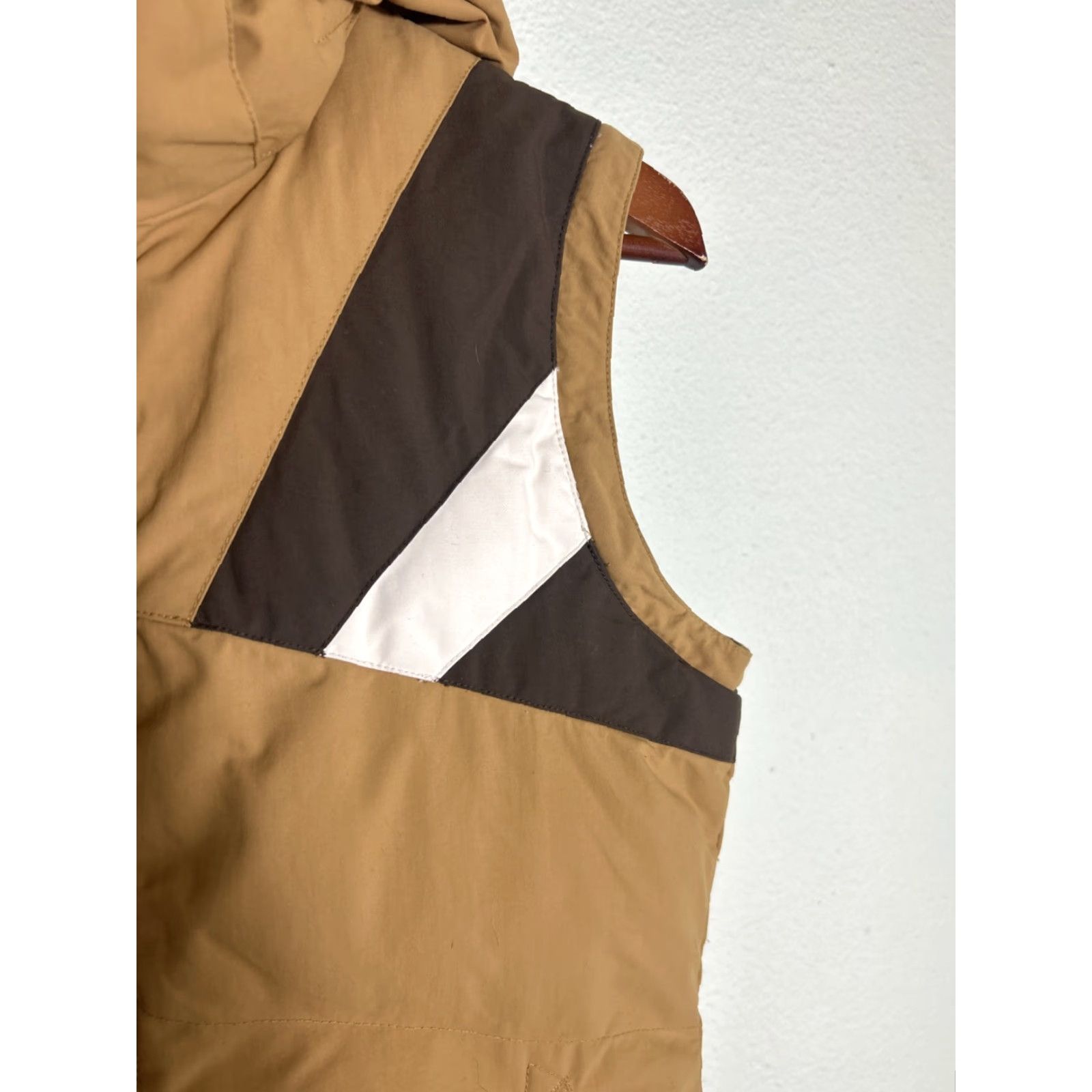 Burton Burton Jacket Men S Multicolor Hooded Snap Full Zip Sleeveless Winter Snow Status: Vest now since missing the detachable sleeves Size US S / EU 44-46 / 1 - 4 Thumbnail
