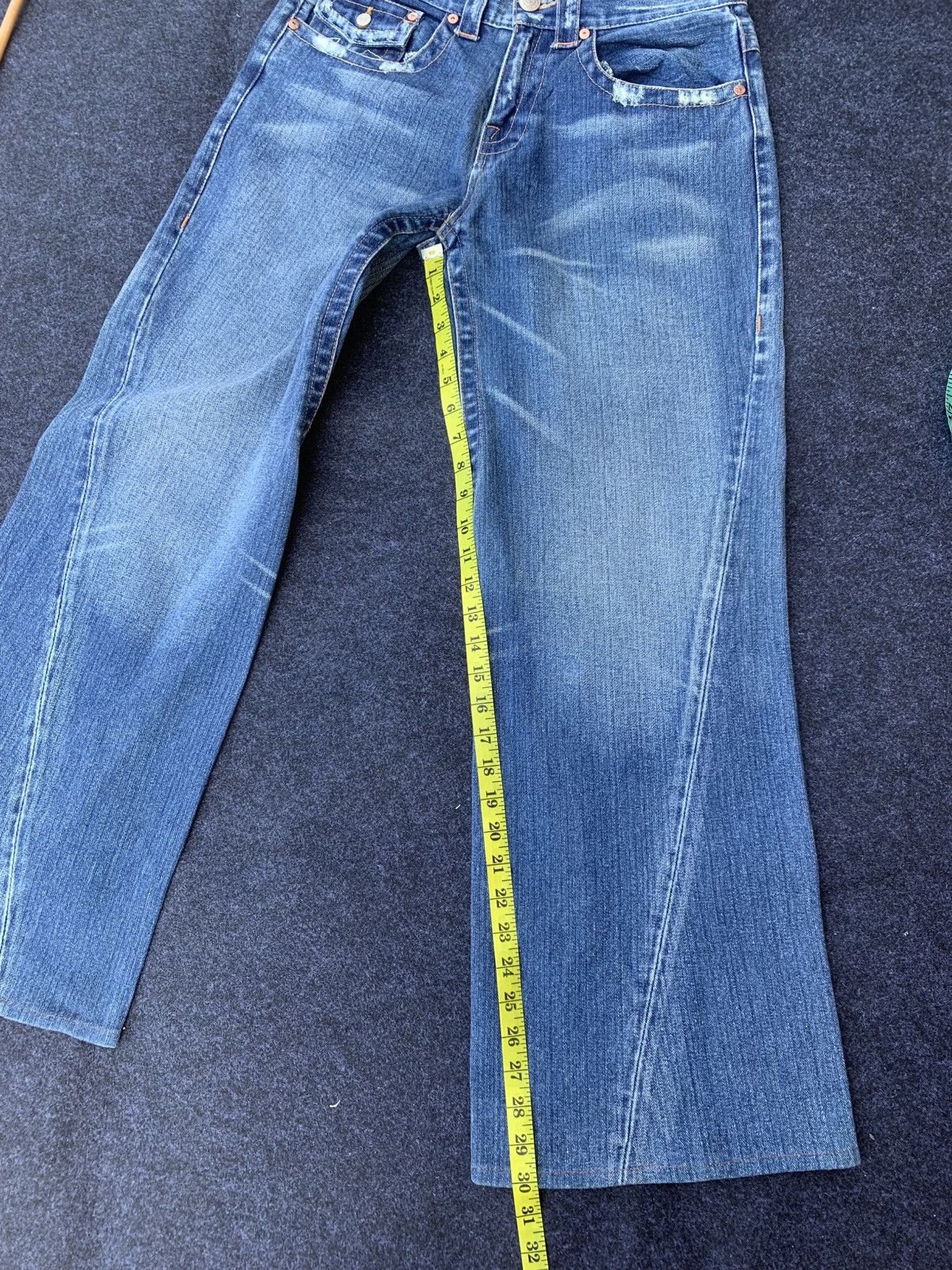 True Religion Vintage True Religion Made in USA Flare Jeans Size US 31 - 9 Thumbnail
