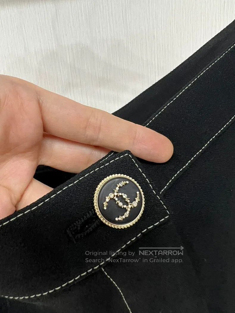 Chanel Chanel 20S Rooftop Series Shorts Size 24" / US 00 / IT 34 - 4 Thumbnail
