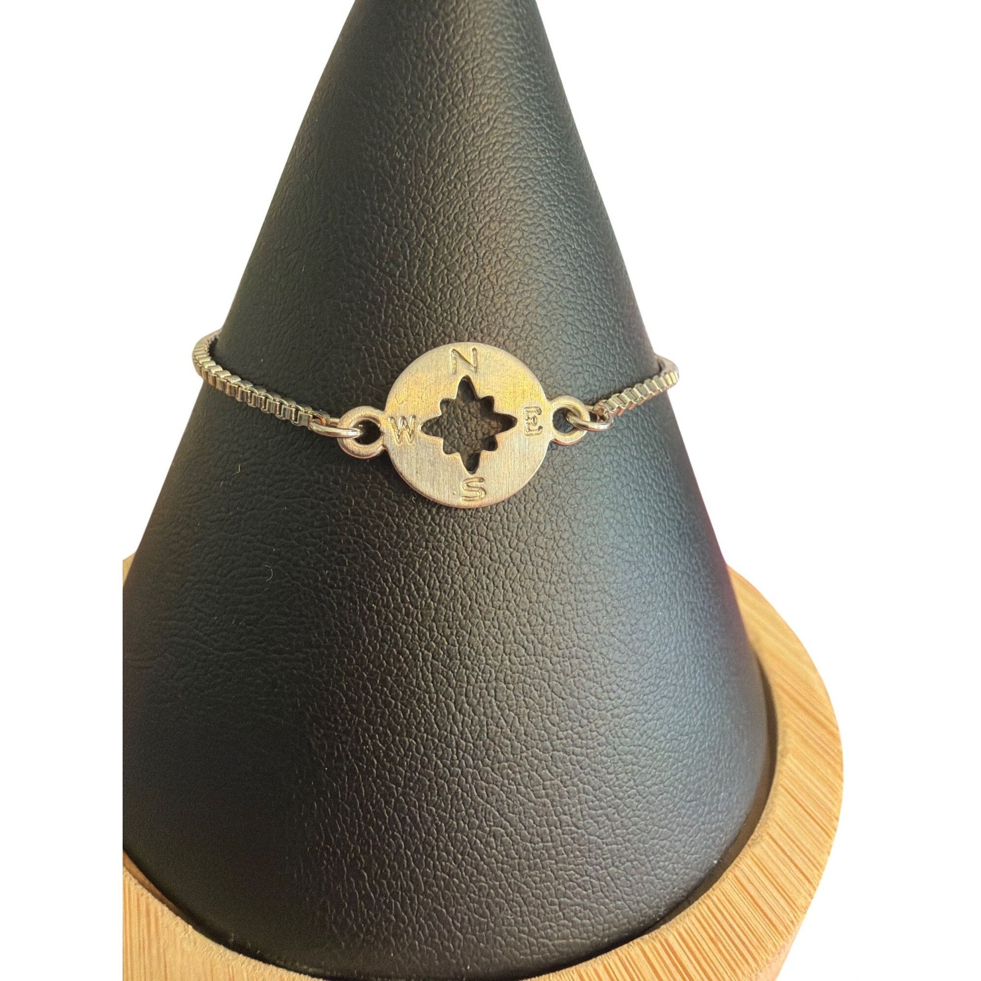 Other Compass Rose Bracelet Silver Tone Box Chain Slide Adjustable Size ONE SIZE - 1 Thumbnail